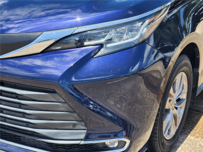 2021 Toyota Sienna XLE