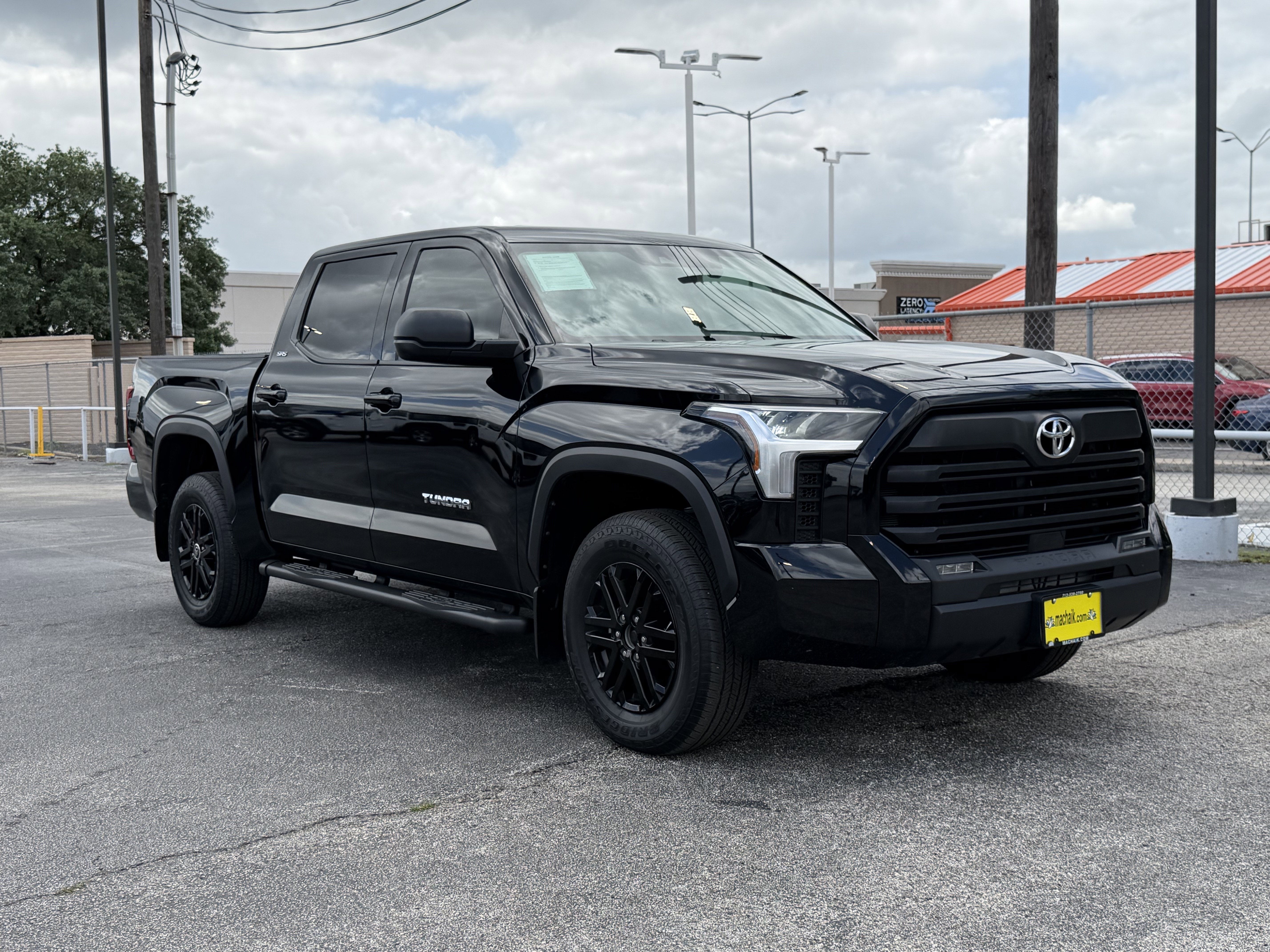 2024 Toyota Tundra SR5
