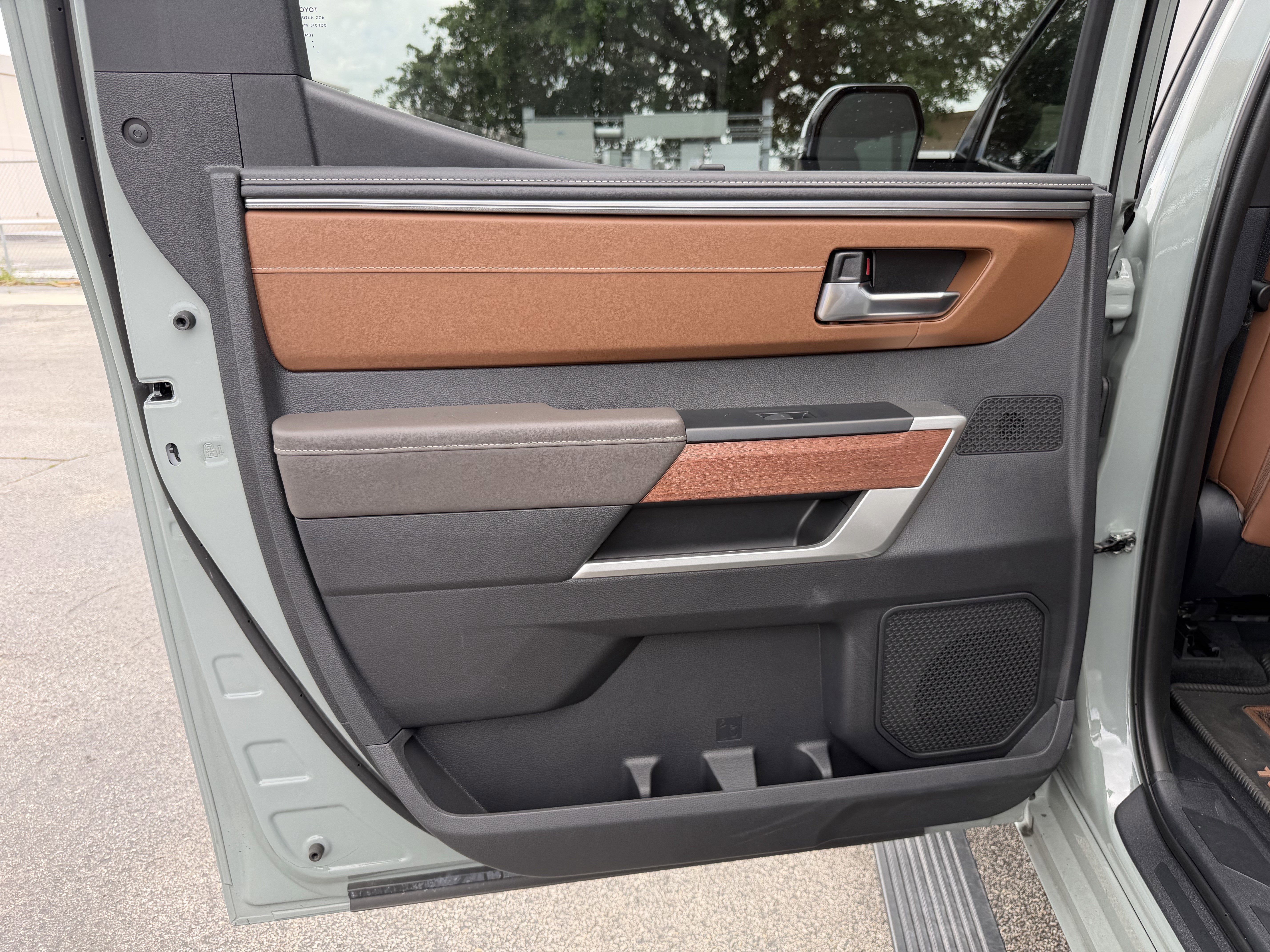 2025 Toyota Tundra Hybrid 1794 Edition CrewMax 5.5' Bed