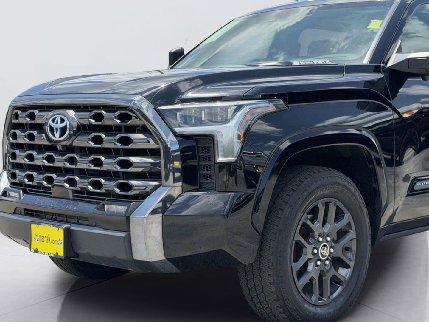 2023 Toyota Tundra Platinum HV