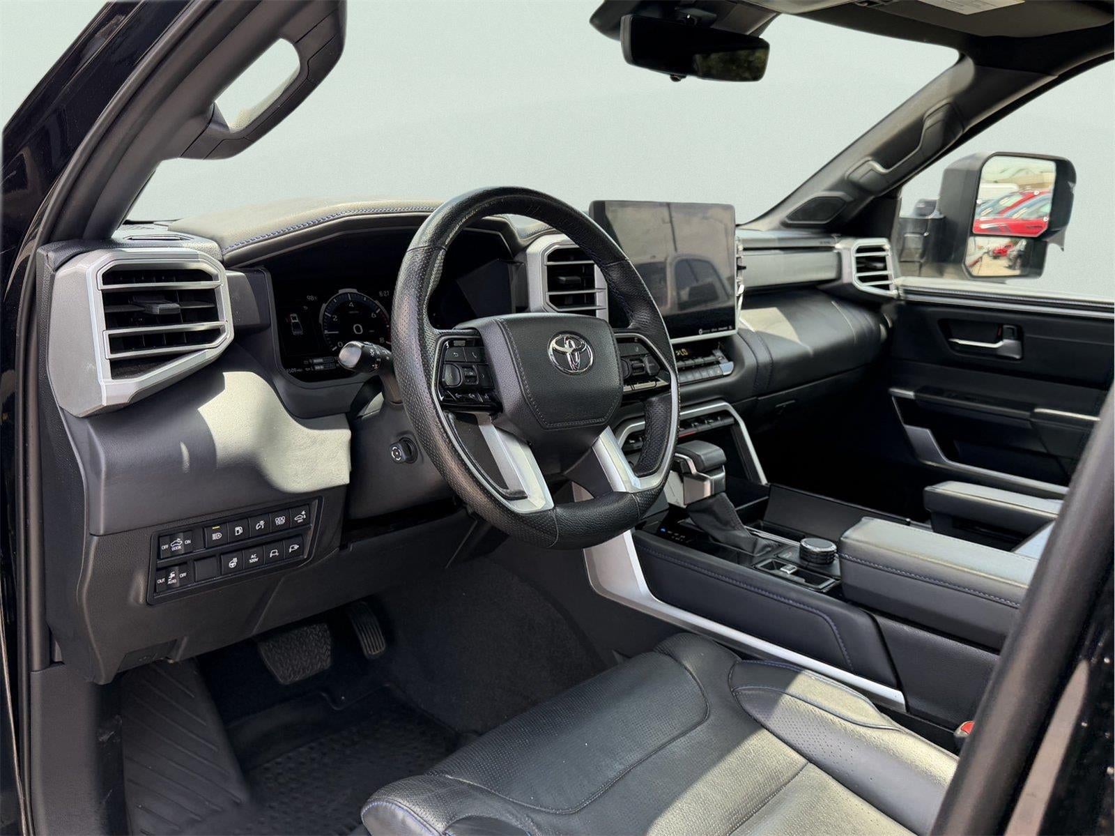 2023 Toyota Tundra Platinum HV