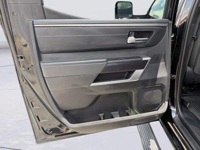 2023 Toyota Tundra Platinum HV
