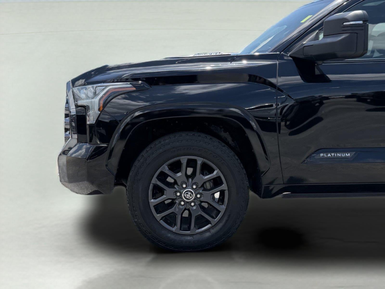 2023 Toyota Tundra Platinum HV