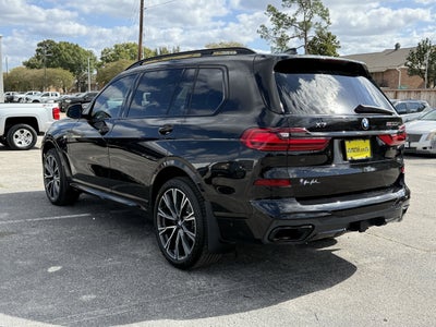 2022 BMW X7 M50i
