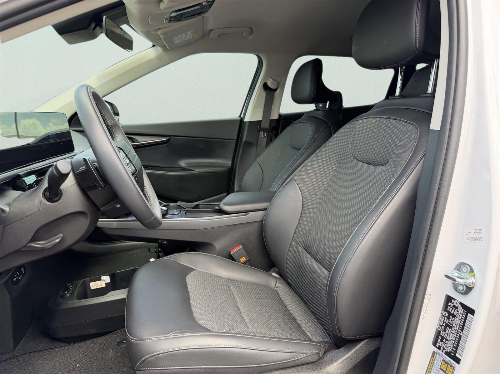 2025 Kia Ev6 Light
