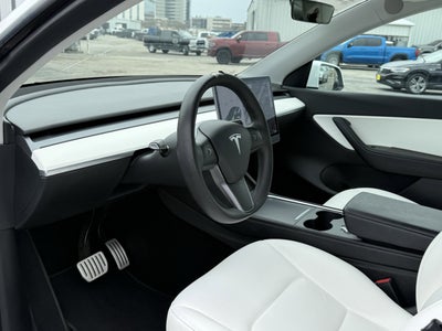 2022 Tesla Model Y Performance Dual Motor All-Wheel Drive