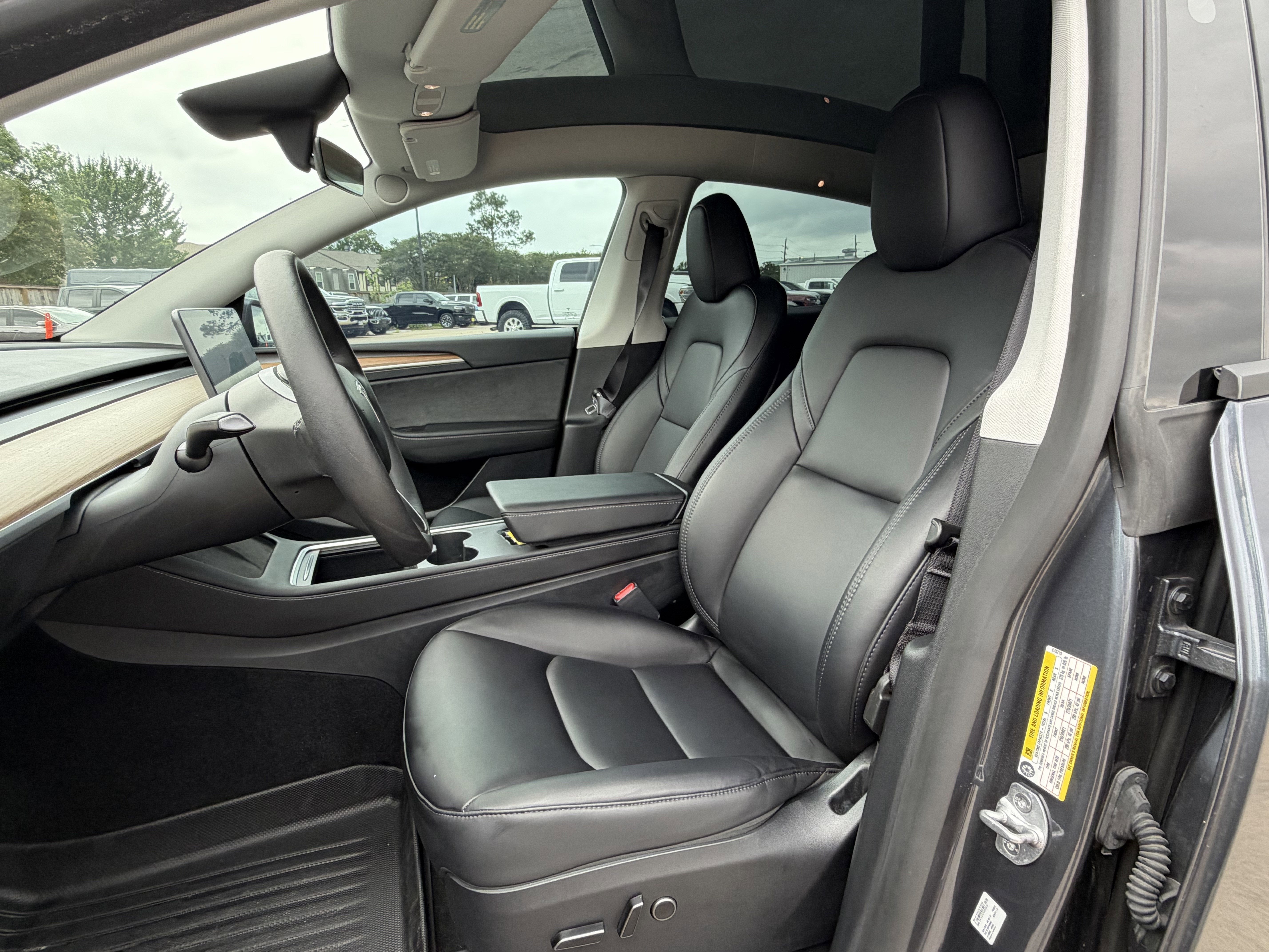 2023 Tesla Model Y Performance Dual Motor All-Wheel Drive