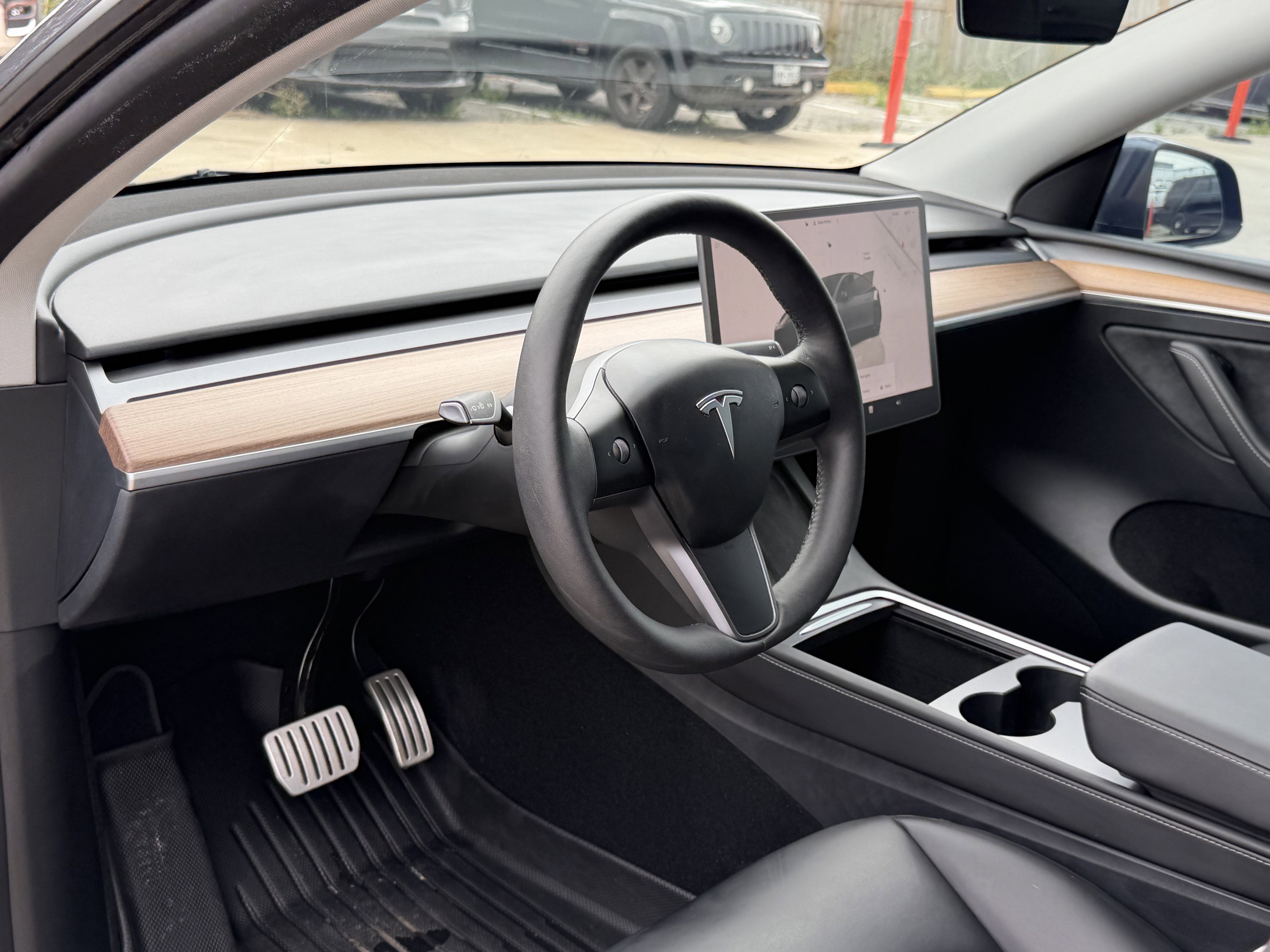 2023 Tesla Model Y Performance Dual Motor All-Wheel Drive