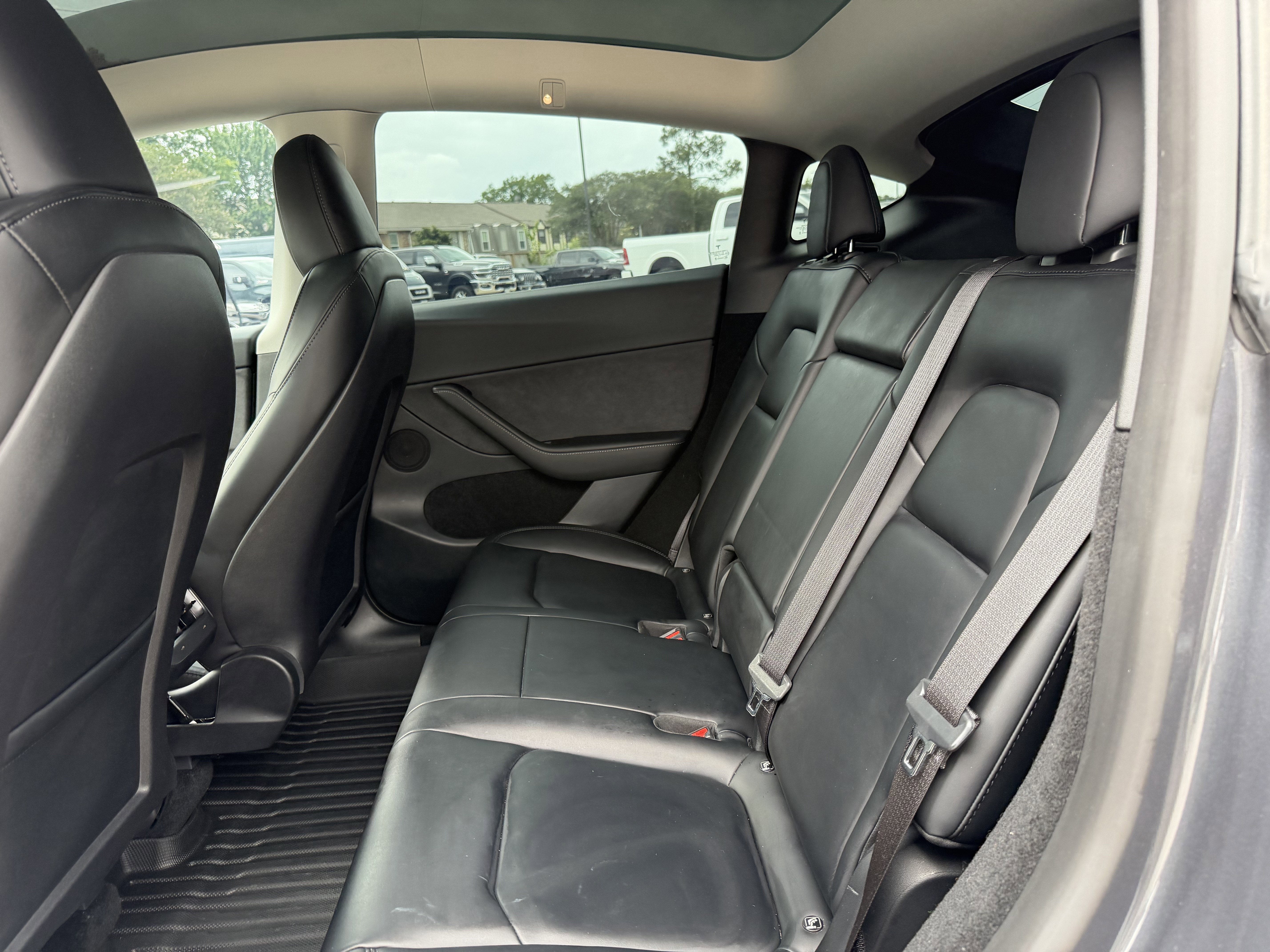 2023 Tesla Model Y Performance Dual Motor All-Wheel Drive