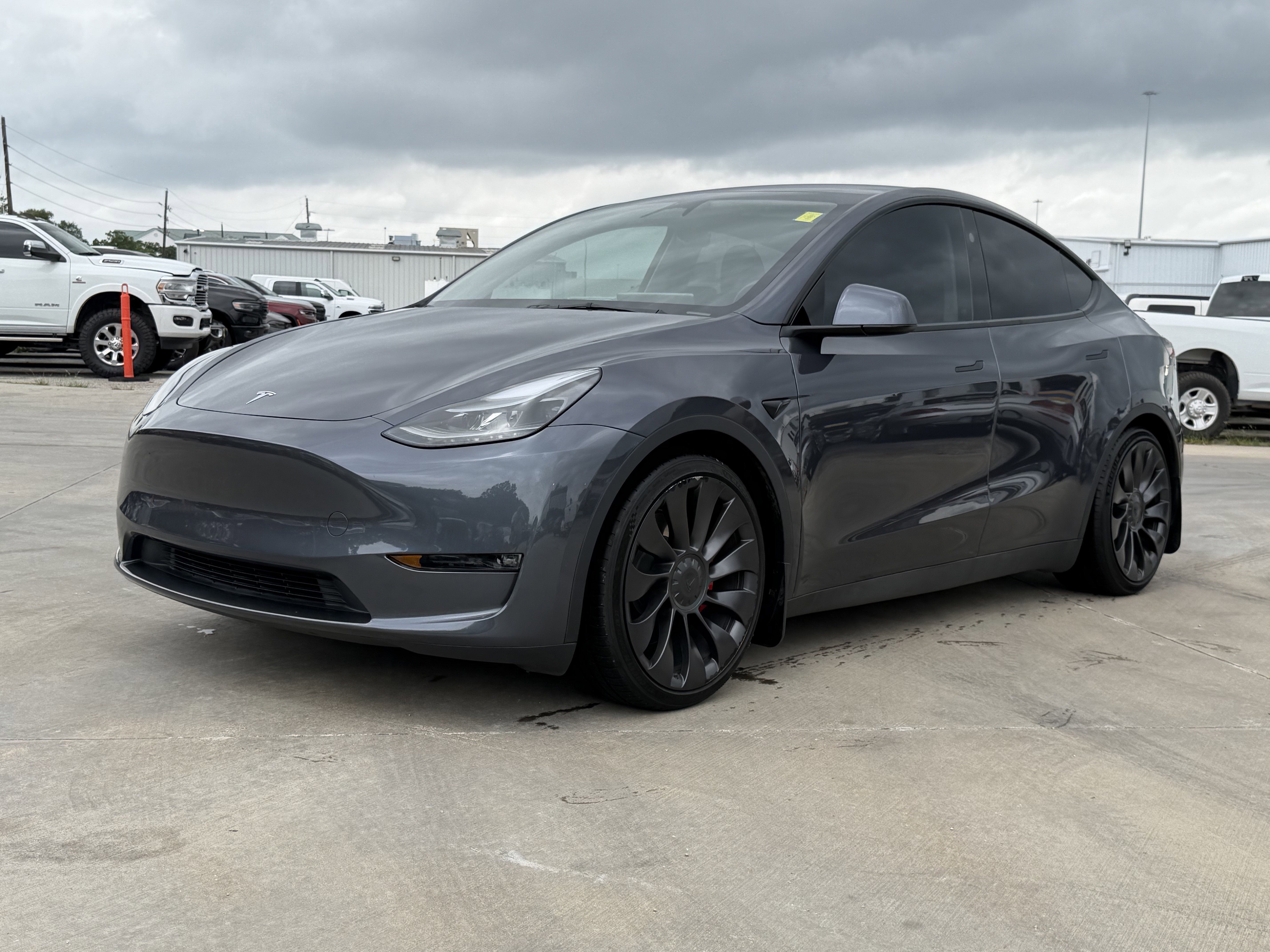 2023 Tesla Model Y Performance Dual Motor All-Wheel Drive