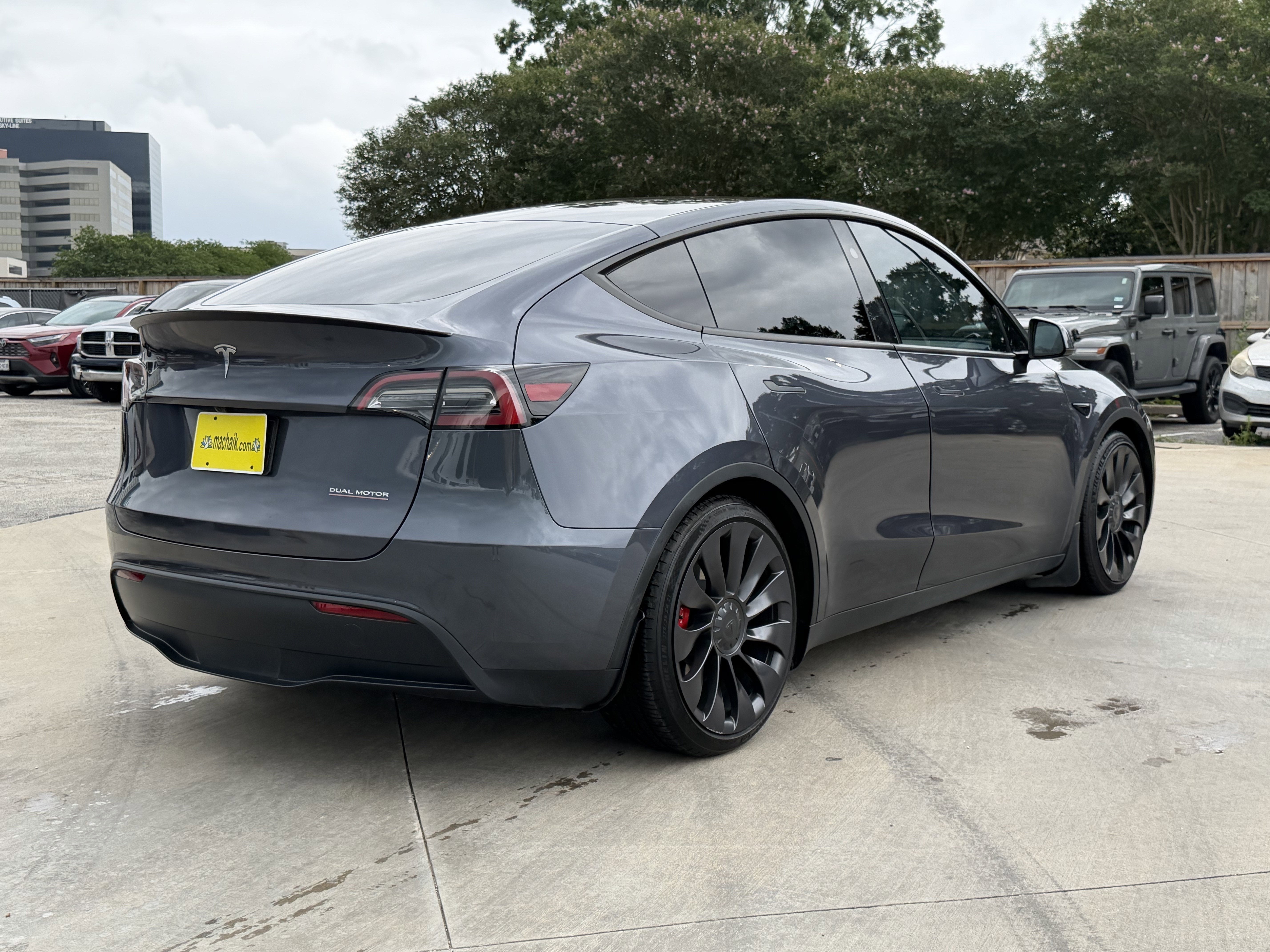 2023 Tesla Model Y Performance Dual Motor All-Wheel Drive