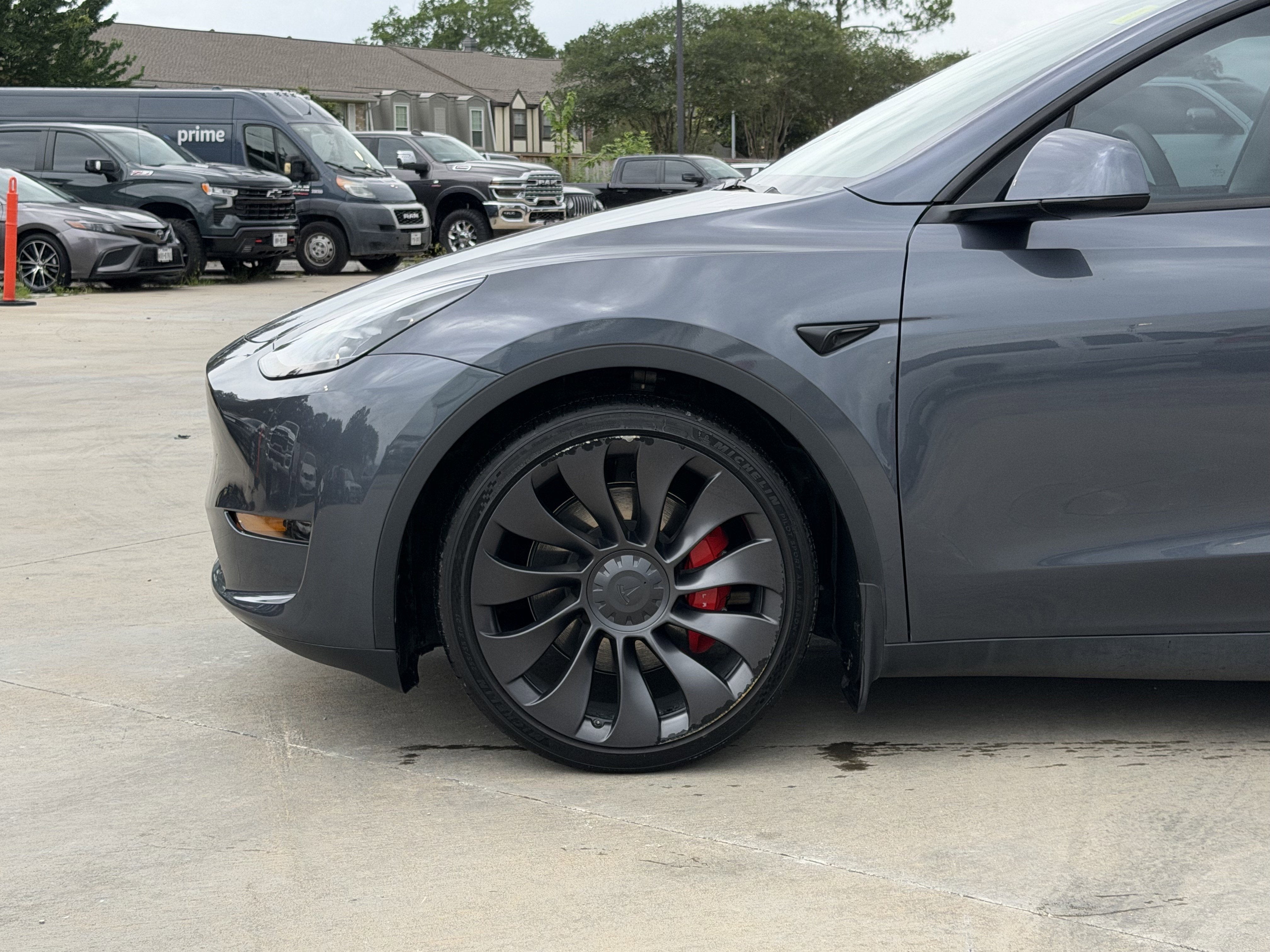 2023 Tesla Model Y Performance Dual Motor All-Wheel Drive