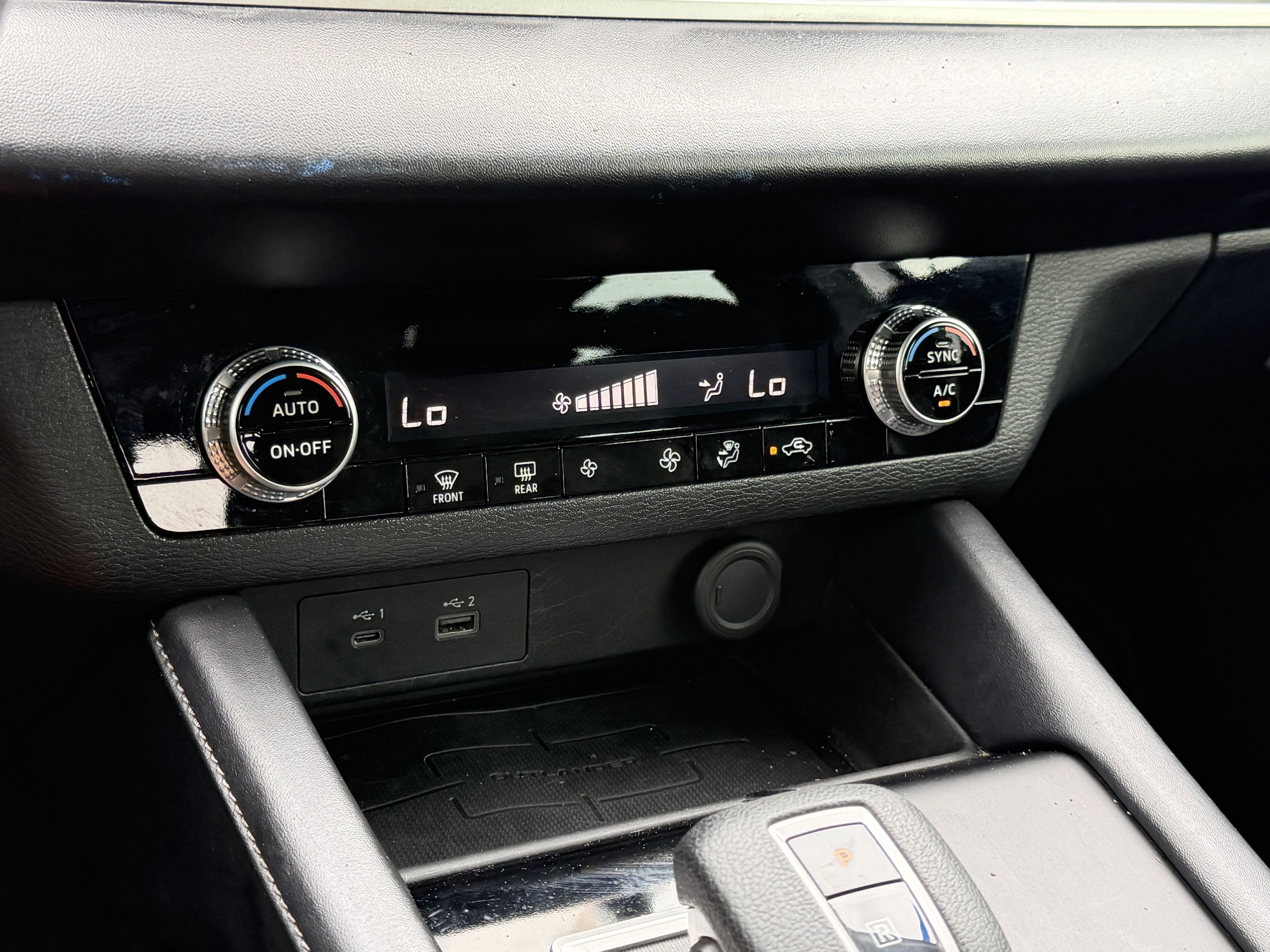 2023 Mitsubishi Outlander ES 2.5 2WD