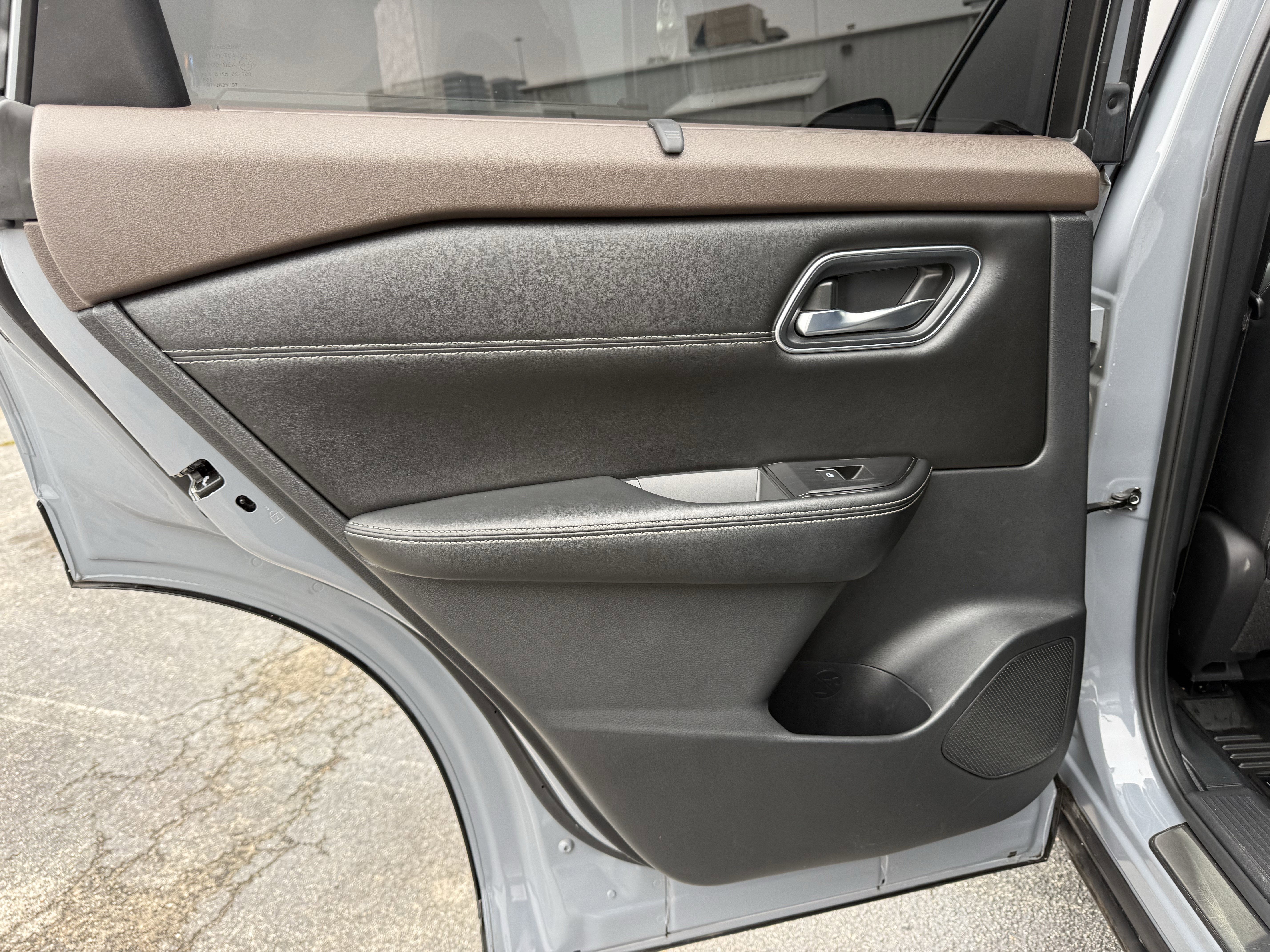 2021 Nissan Rogue PLATINUM FWD 2.5L V6 LUXURY SUV