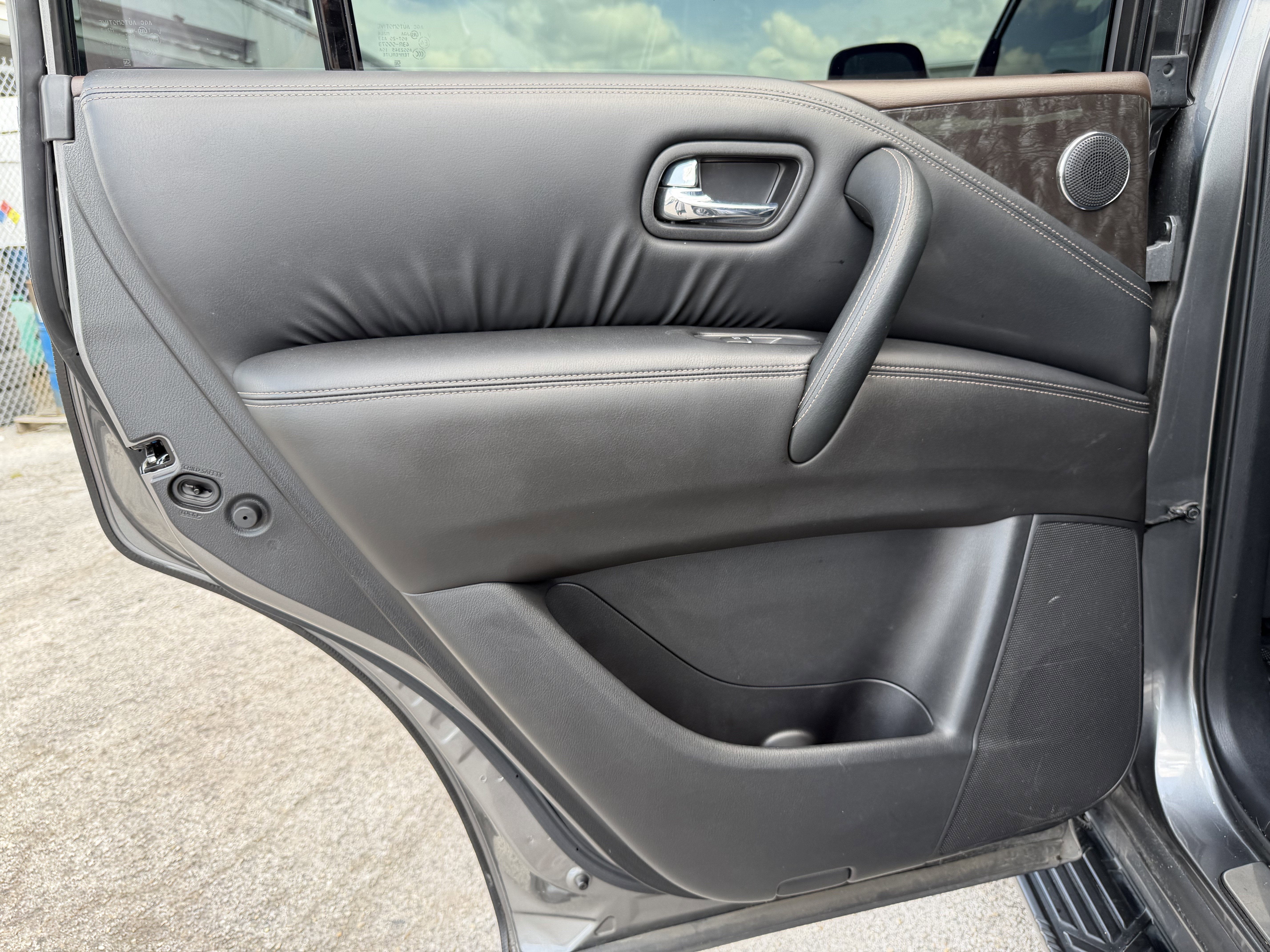 2023 Nissan Armada Platinum 2WD