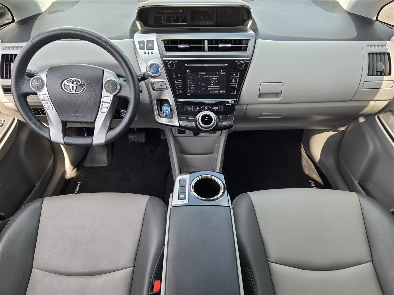 2016 Toyota Prius v Four