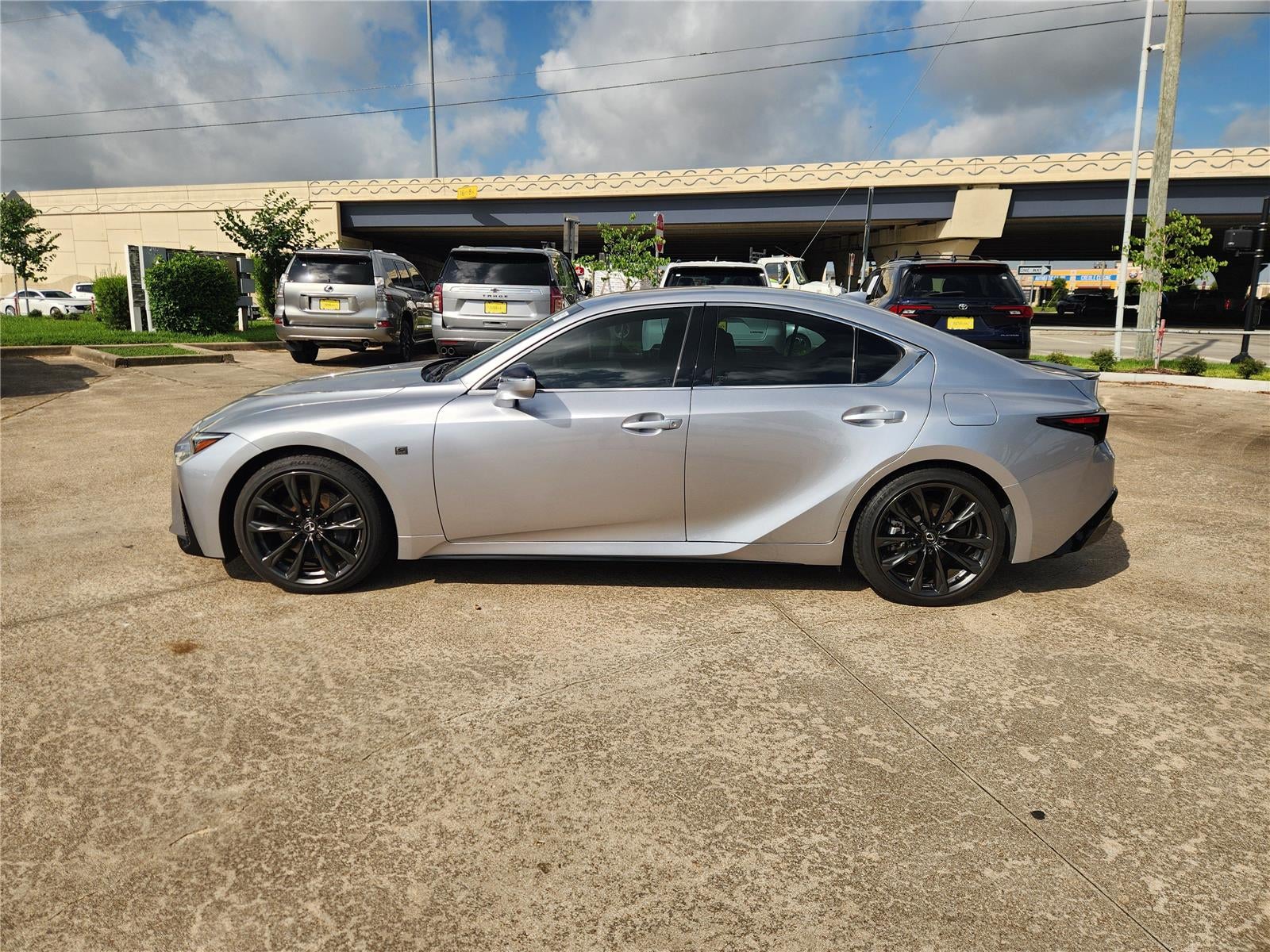2025 Lexus IS IS 350 F SPORT Design
