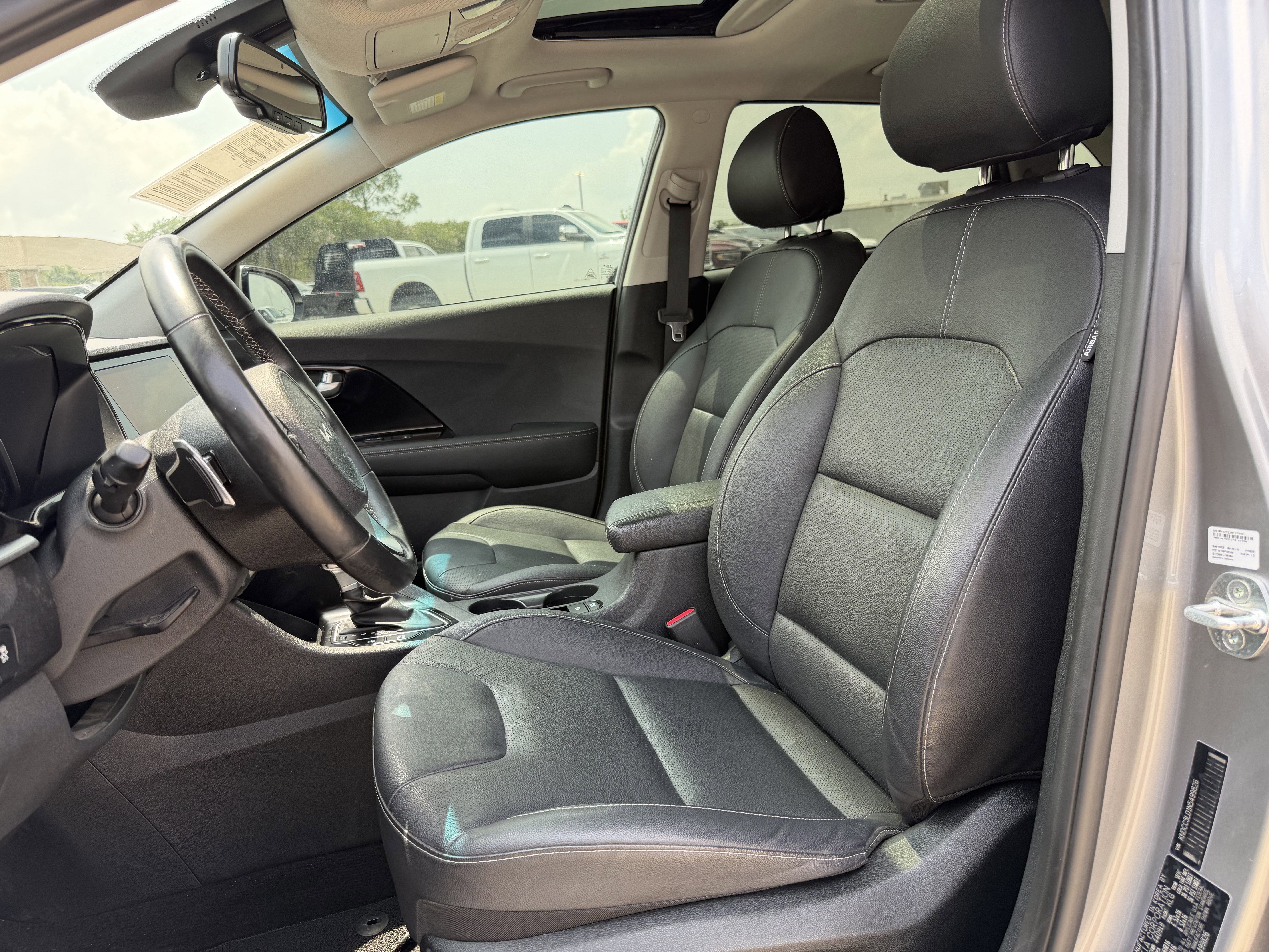 2022 Kia Niro Plug-In Hybrid EX Premium