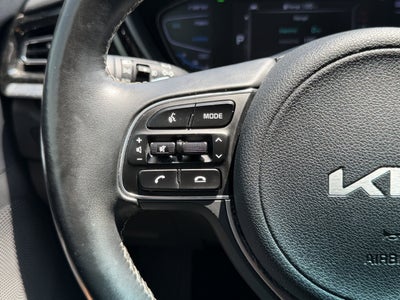 2022 Kia Niro Plug-In Hybrid EX Premium