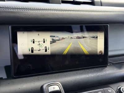 2024 Land Rover Defender 110 P400 X-Dynamic SE