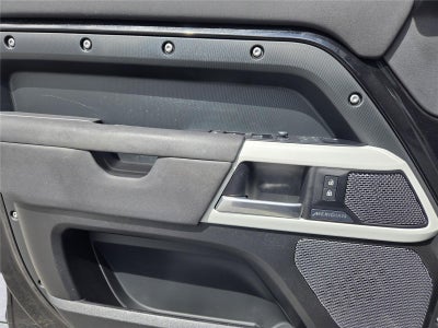 2020 Land Rover Defender SE