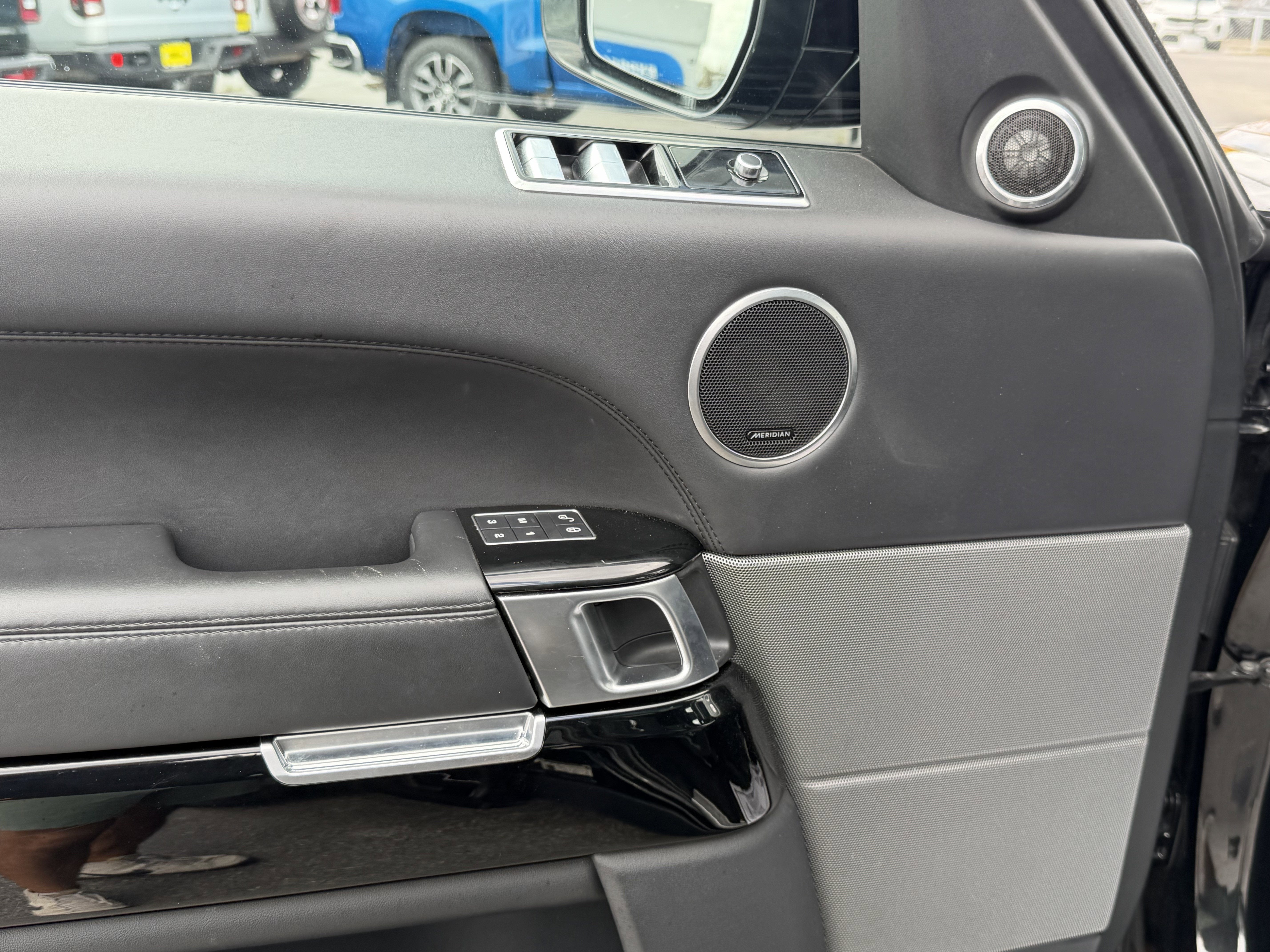 2020 Land Rover Range Rover Sport SVR