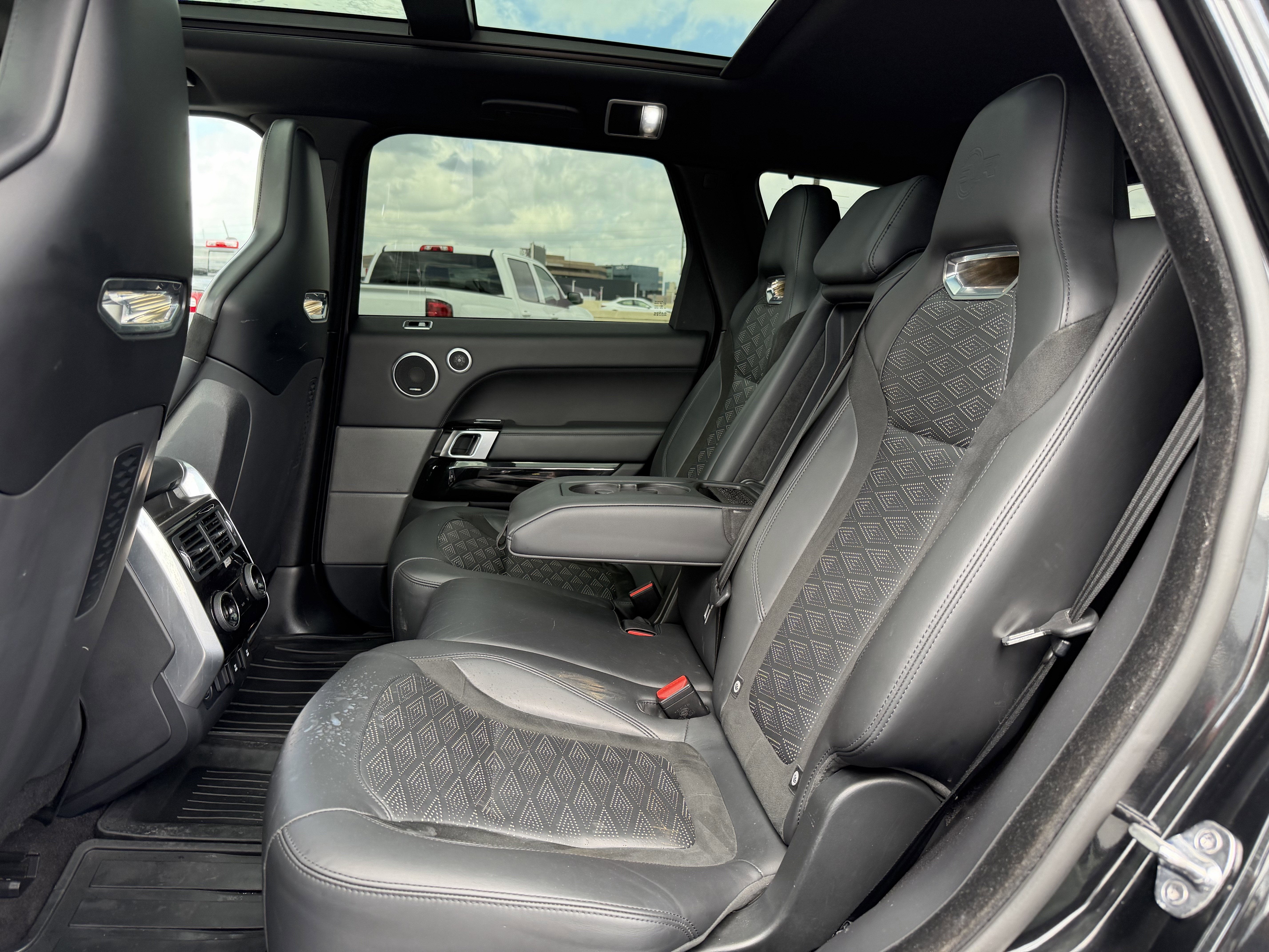 2020 Land Rover Range Rover Sport SVR