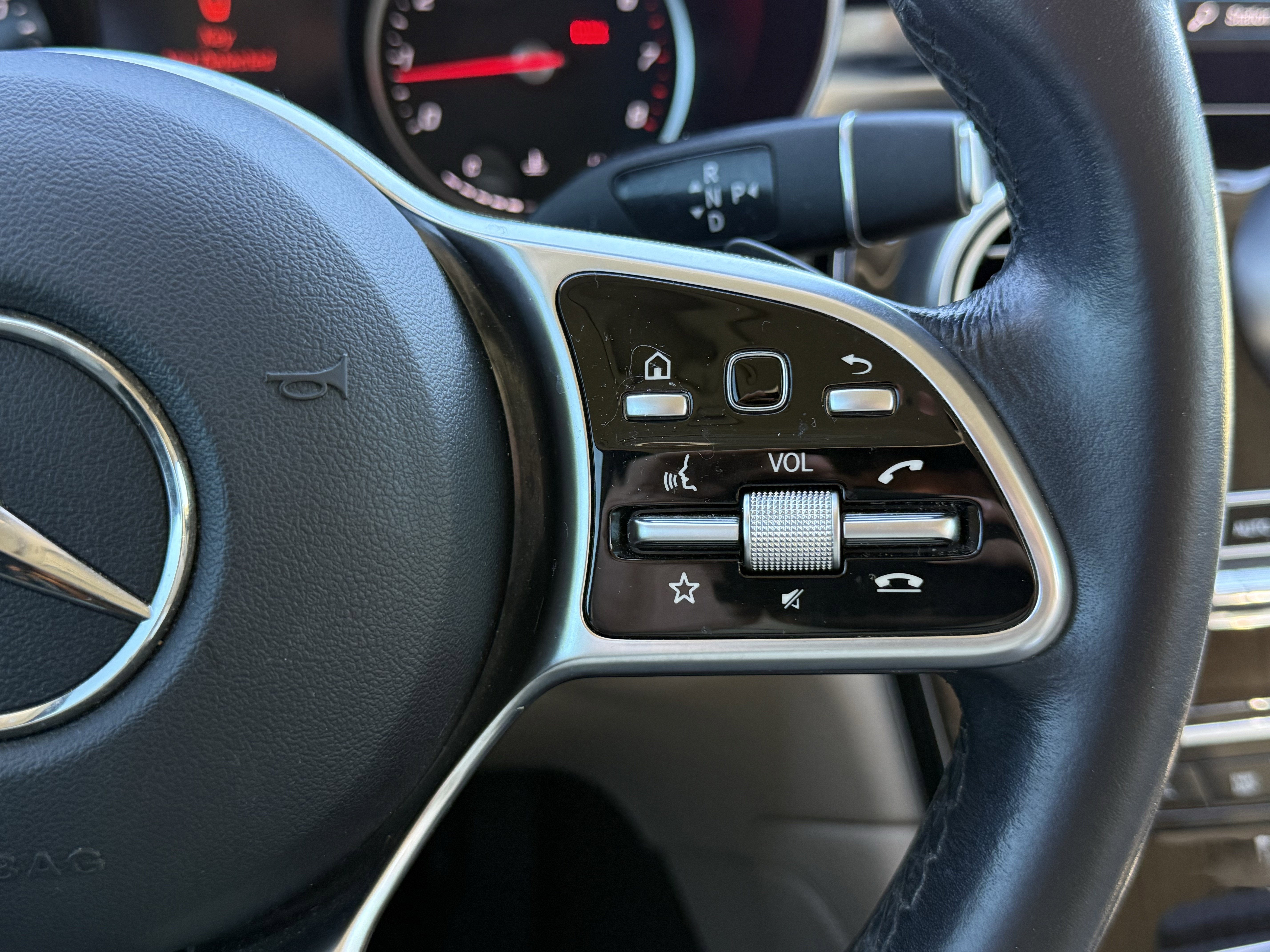 2021 Mercedes-Benz GLC 300 SUV