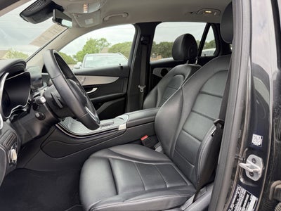 2022 Mercedes-Benz GLC 300 SUV
