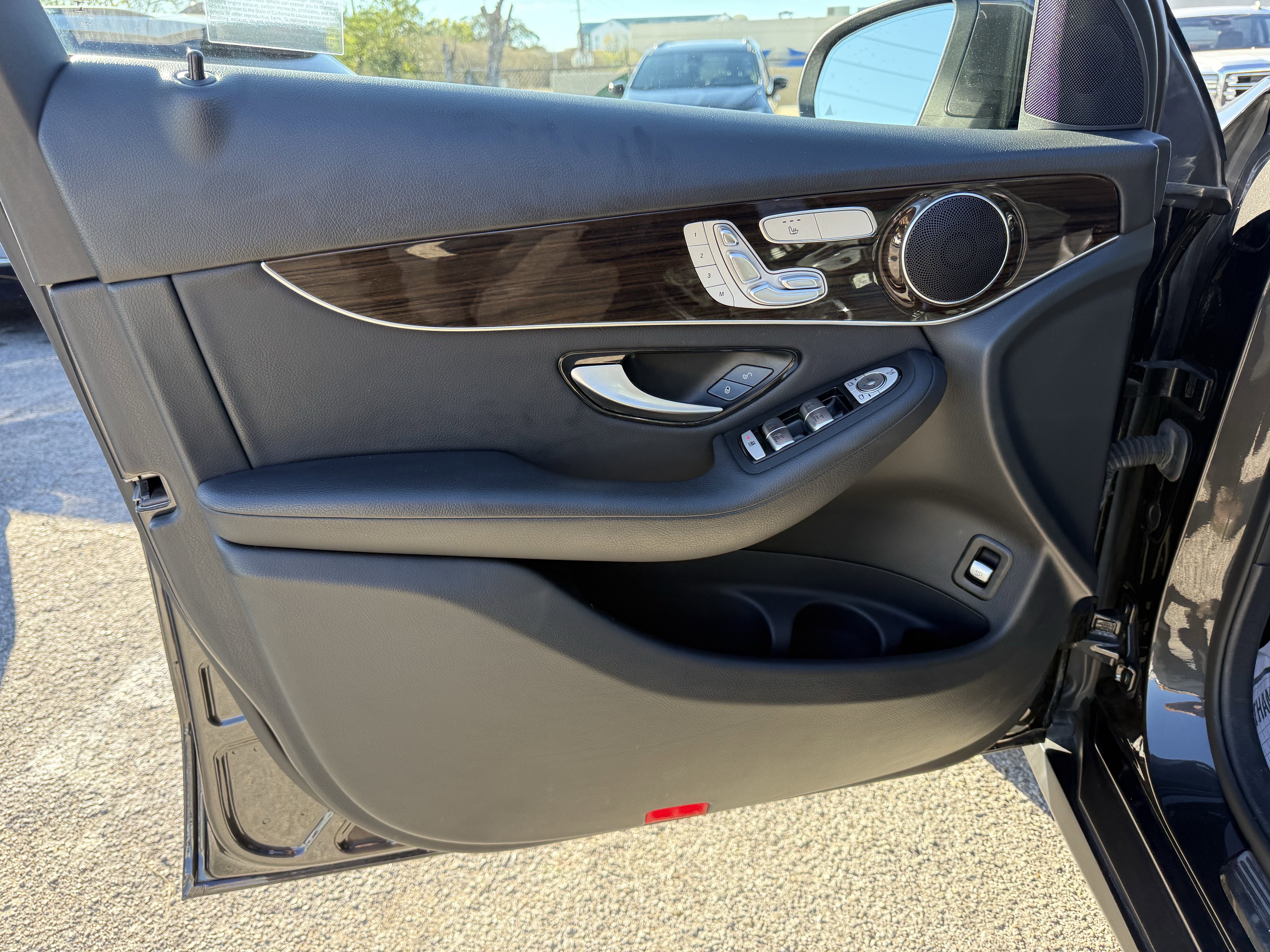 2022 Mercedes-Benz GLC 300 SUV