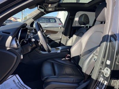 2022 Mercedes-Benz GLC 300 SUV