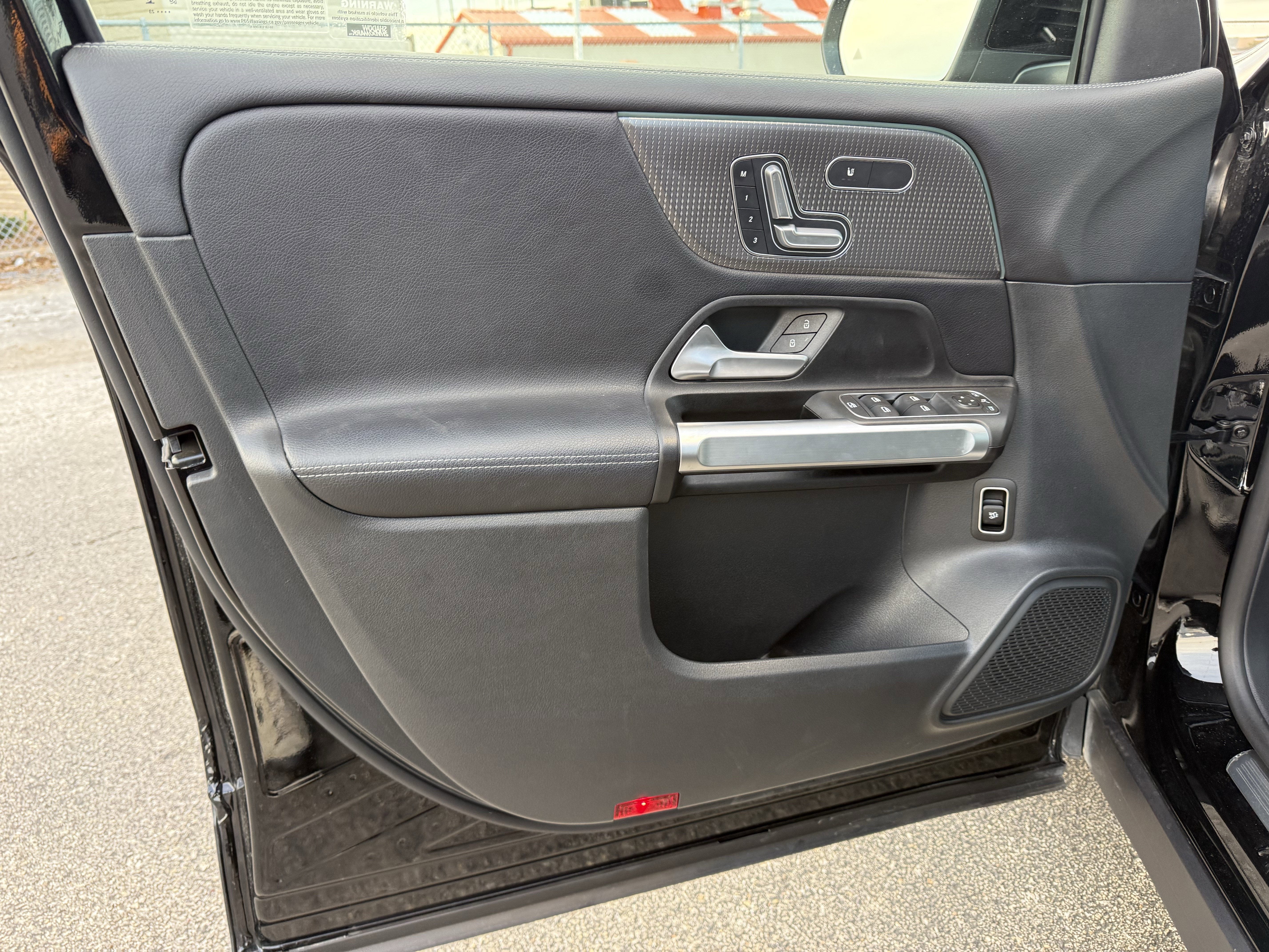 2023 Mercedes-Benz GLB 250 GLB 250