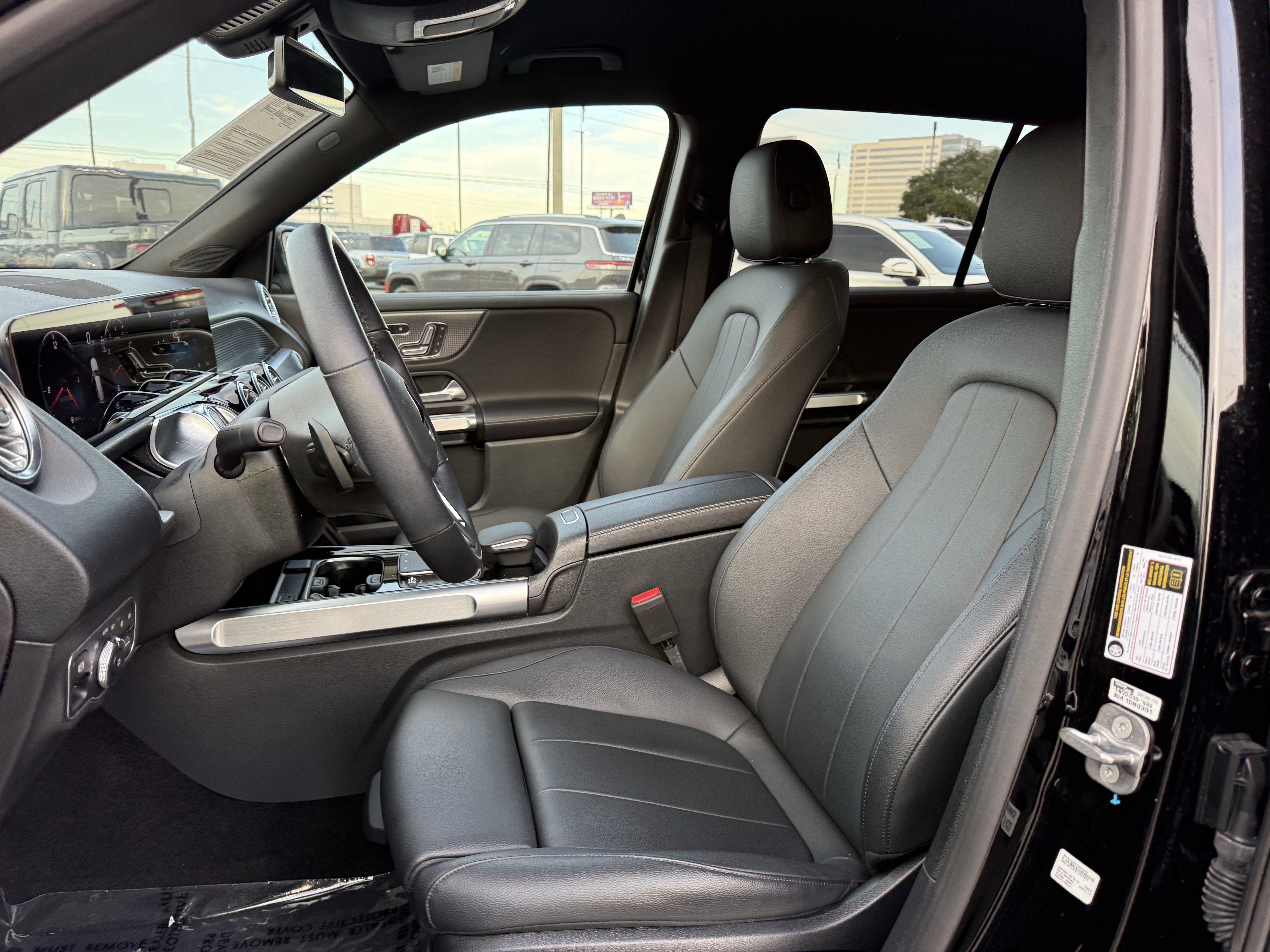 2023 Mercedes-Benz GLB 250 GLB 250