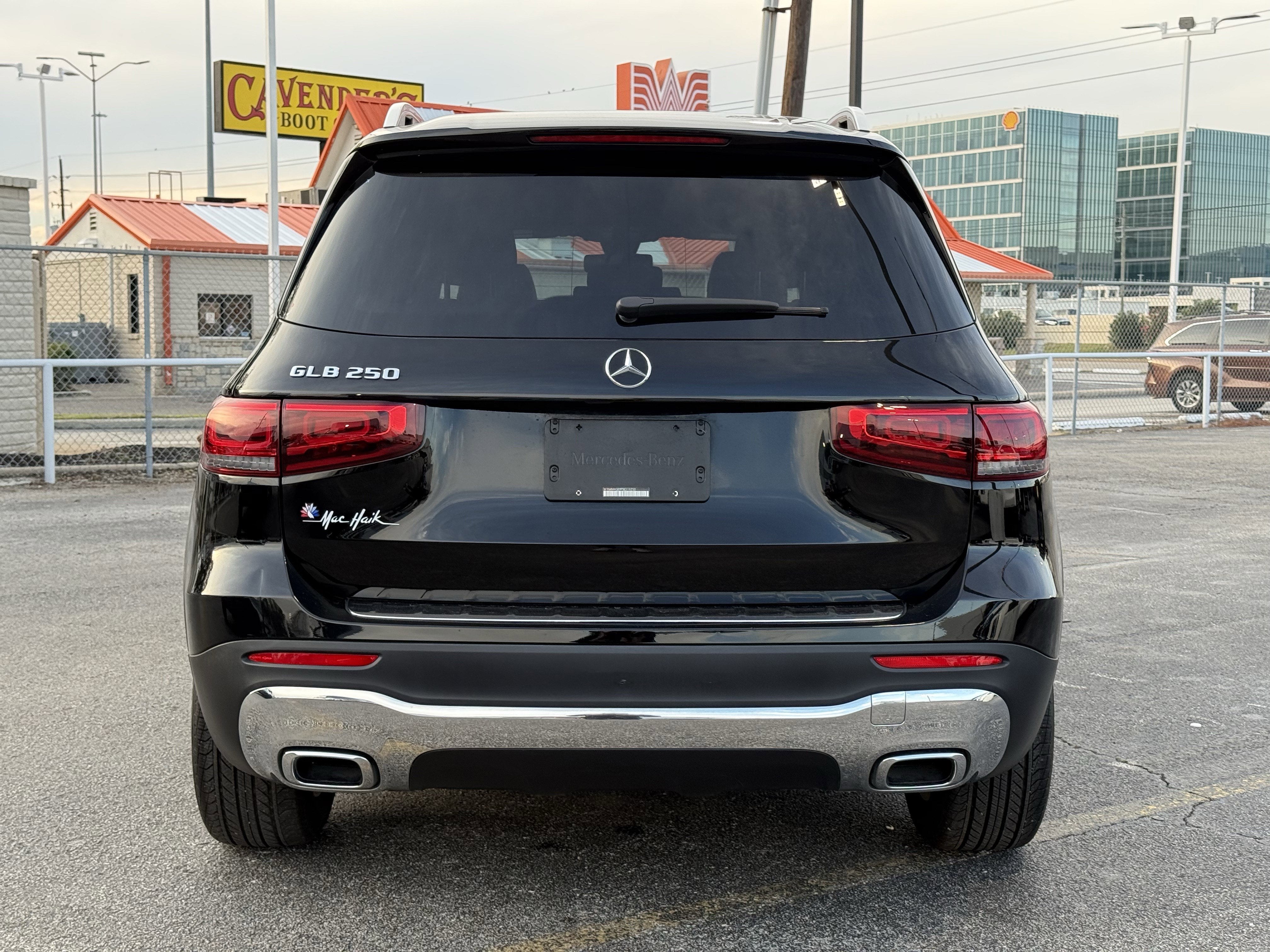 2023 Mercedes-Benz GLB 250 GLB 250