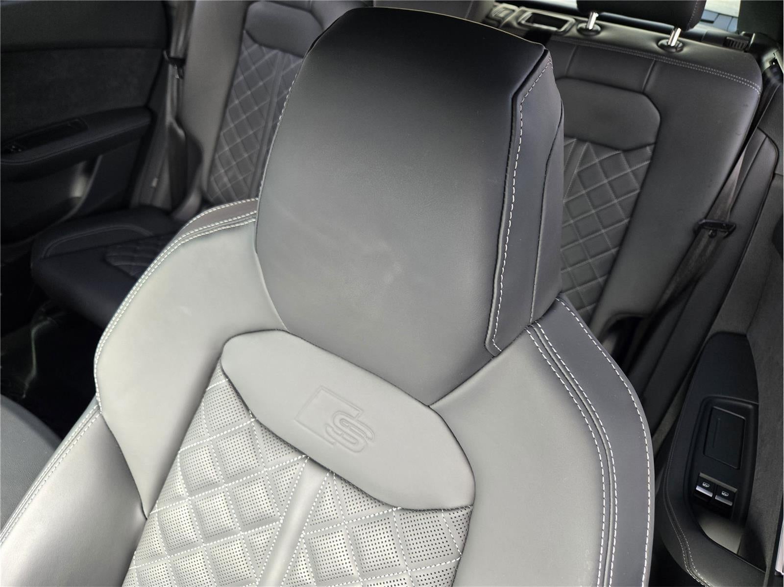 2025 Audi SQ8 Prestige