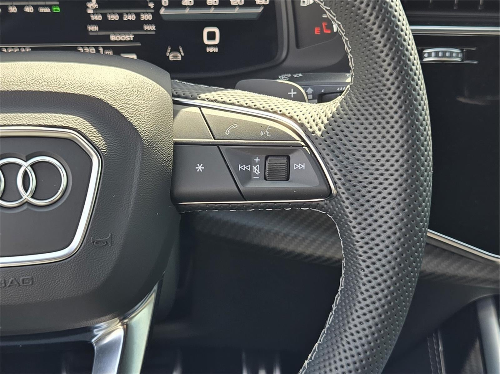 2025 Audi SQ8 Prestige