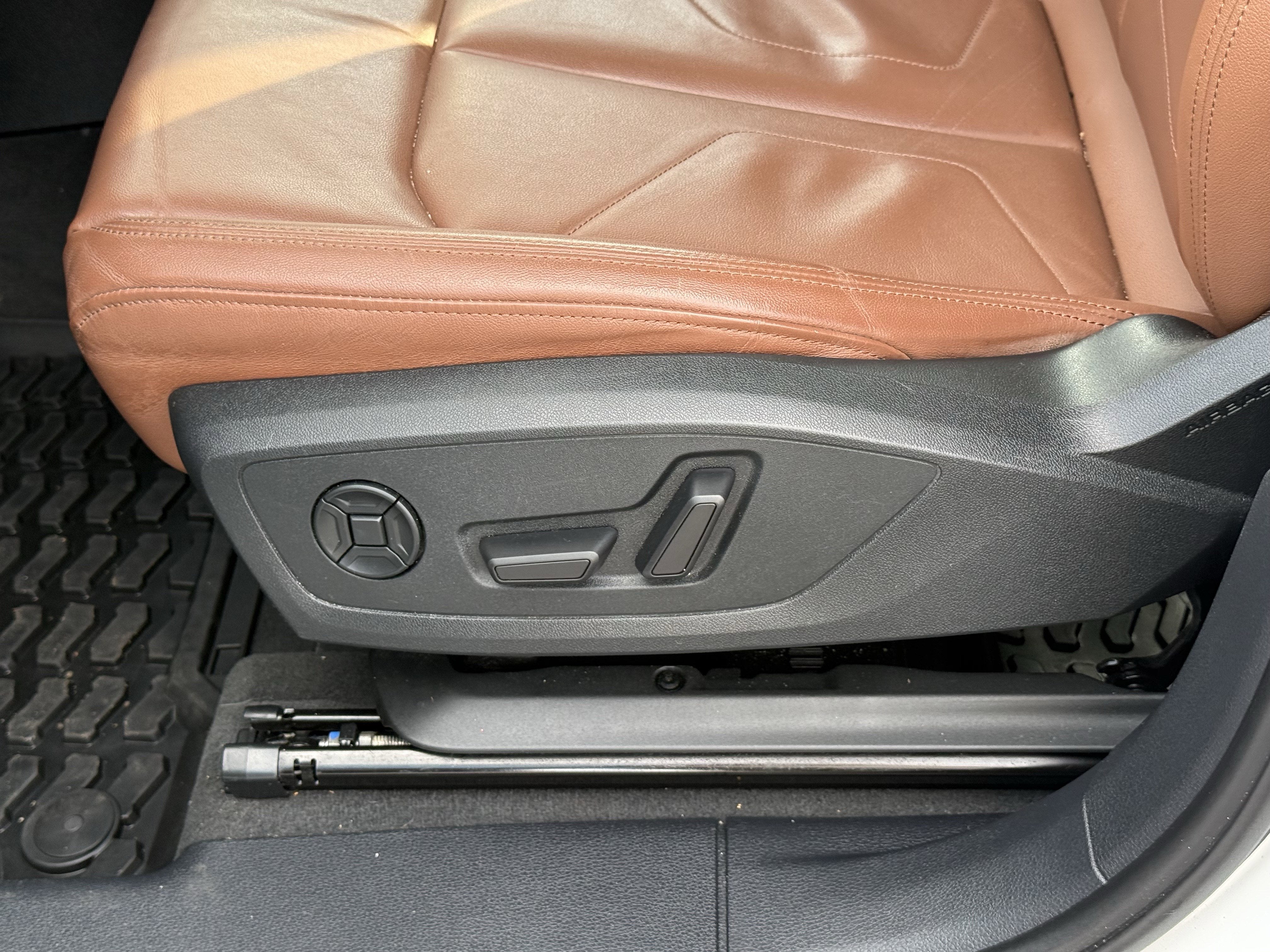 2022 Audi Q3 Premium Plus 45 TFSI S line quattro Tiptronic