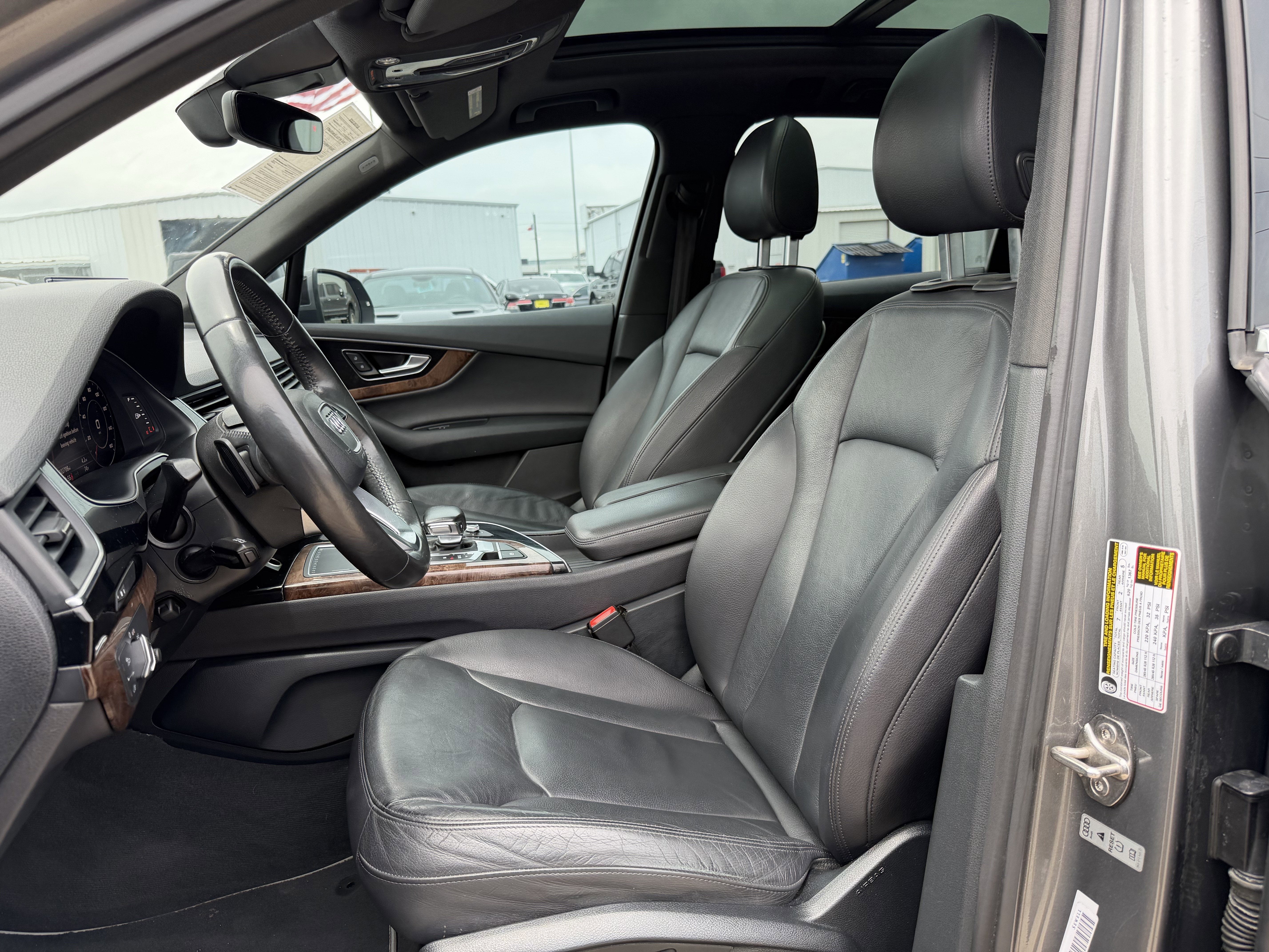 2017 Audi Q7 3.0T Premium