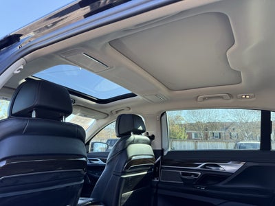 2020 BMW 740i PREMIUM 3.0T RWD LUXURY SEDAN