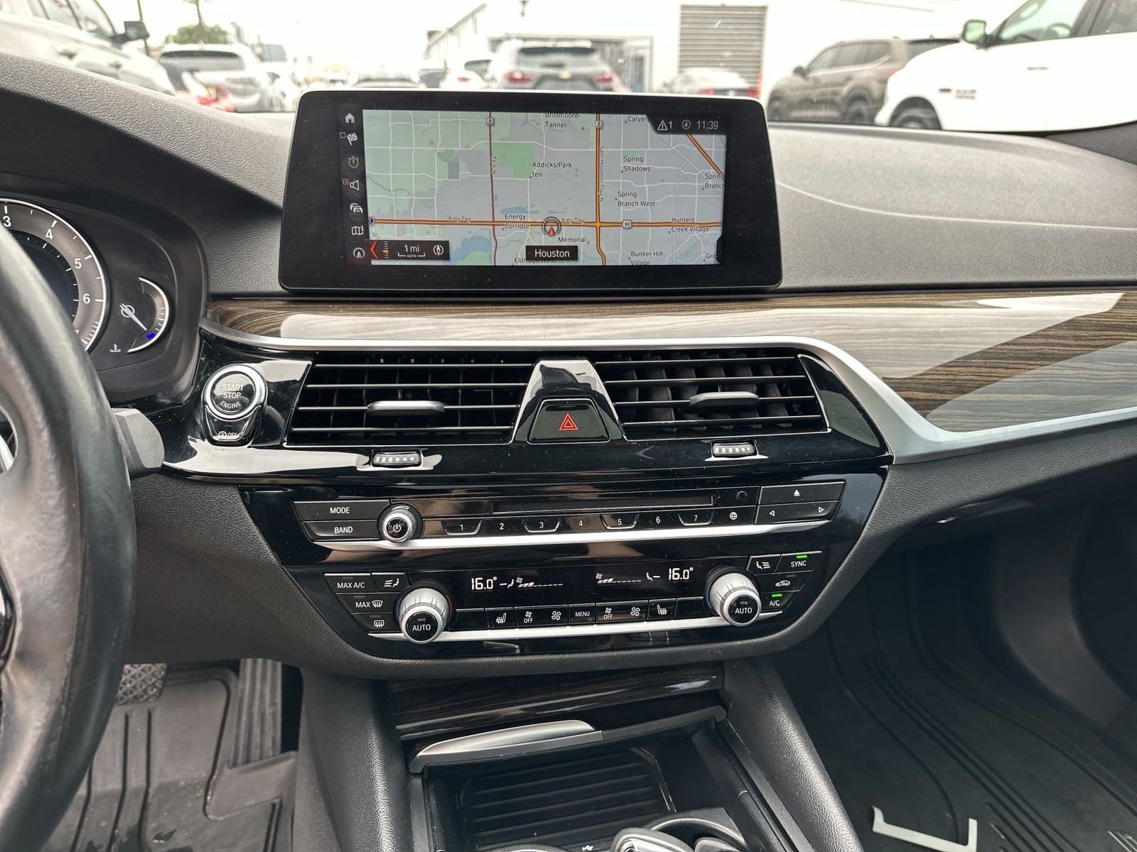 2018 BMW 530i 530i