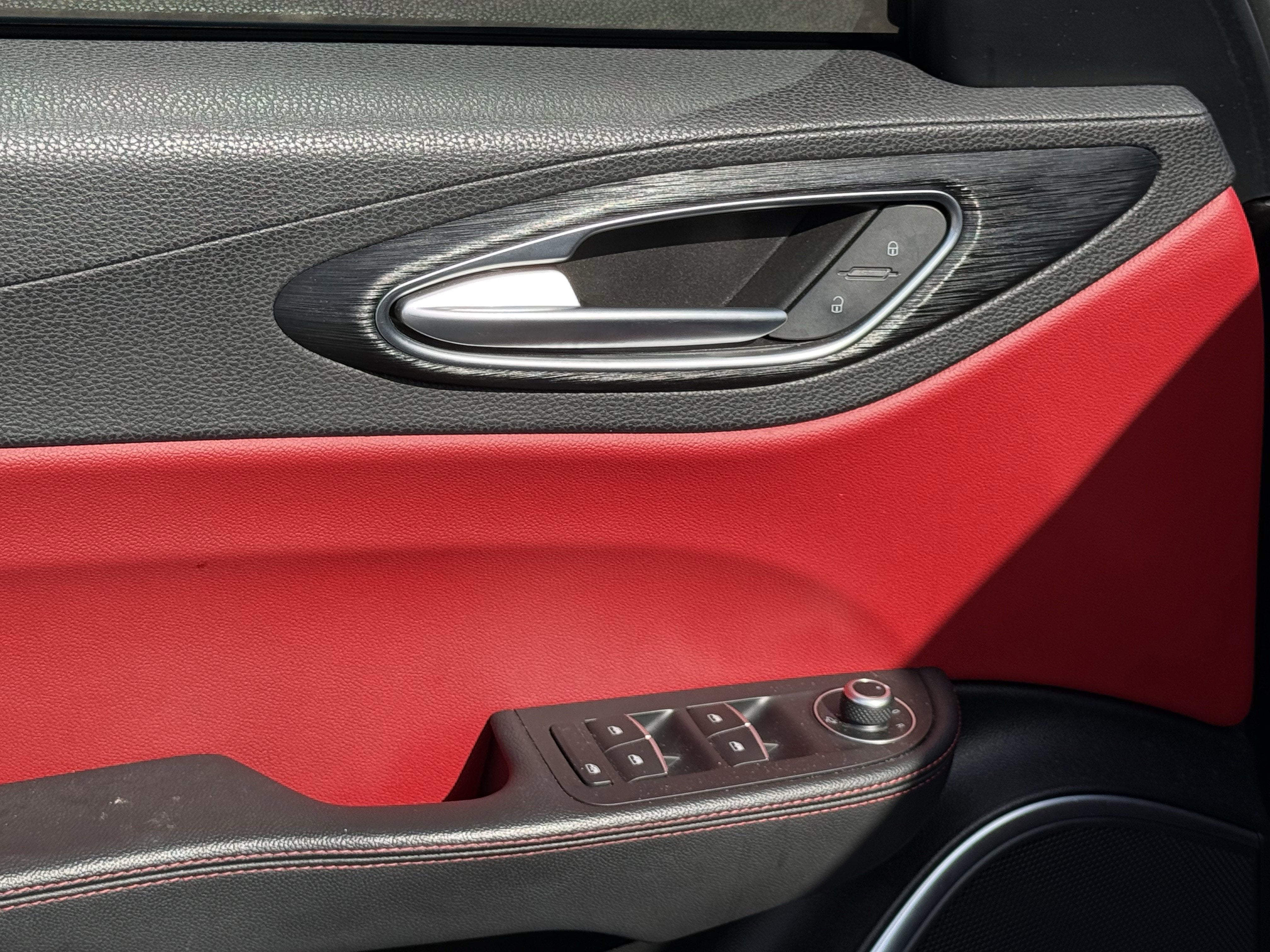 2021 Alfa Romeo Giulia RWD