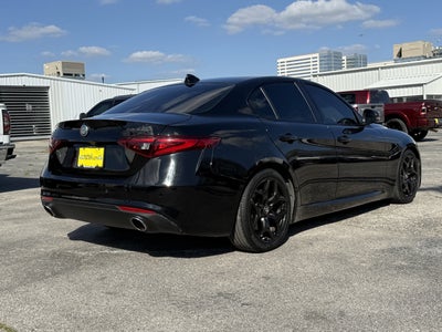 2021 Alfa Romeo Giulia RWD