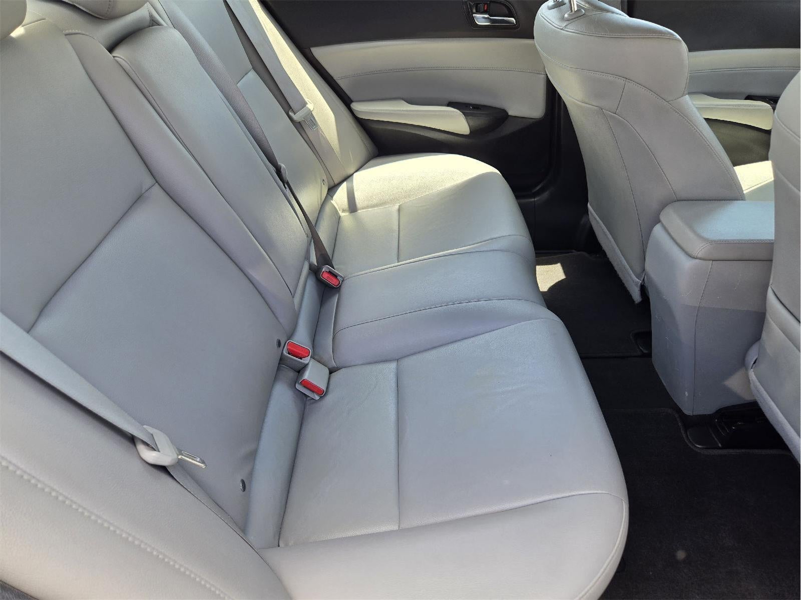 2016 Acura ILX BASE