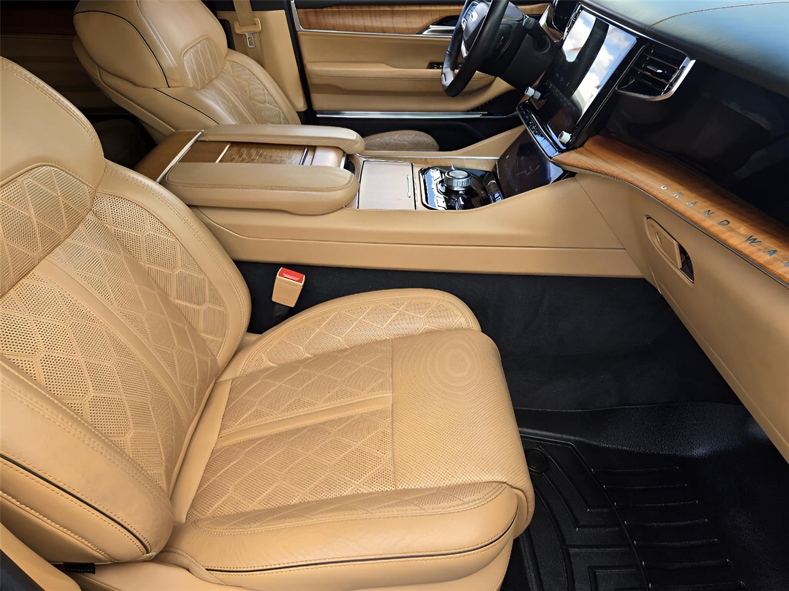 2022 Jeep Grand Wagoneer Series III
