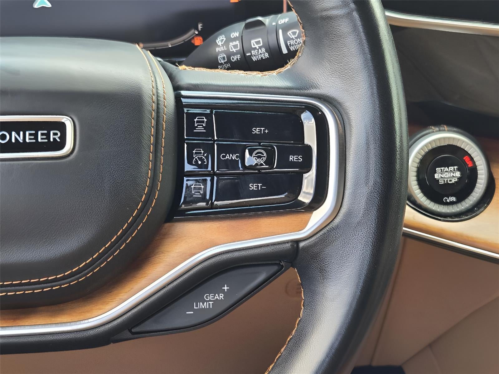 2022 Jeep Grand Wagoneer Series III