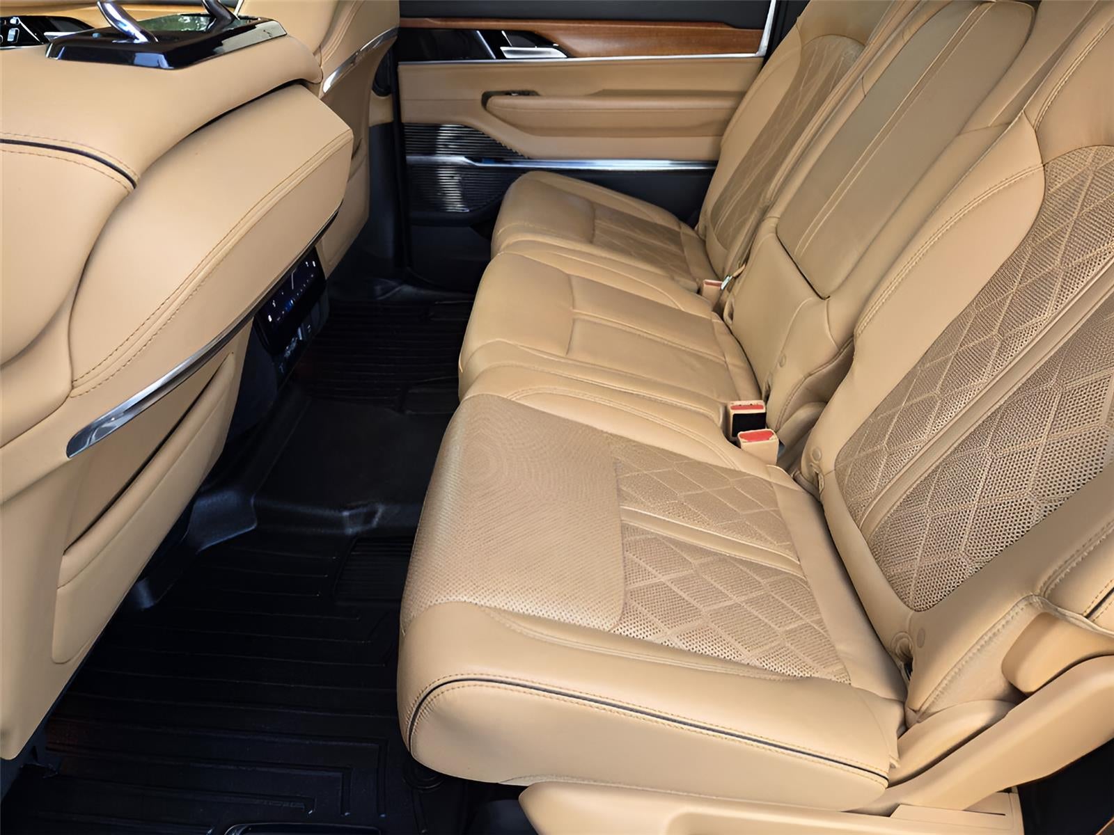 2022 Jeep Grand Wagoneer Series III