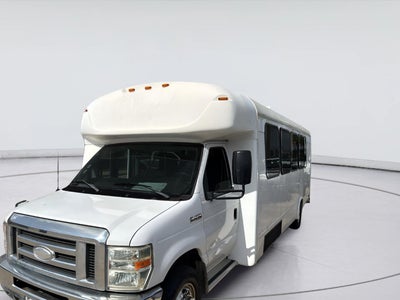 2015 Ford Econoline Commercial Cutaway E-450 SD