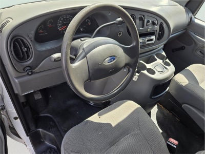 2003 Ford Econoline Commercial Cutaway Standard