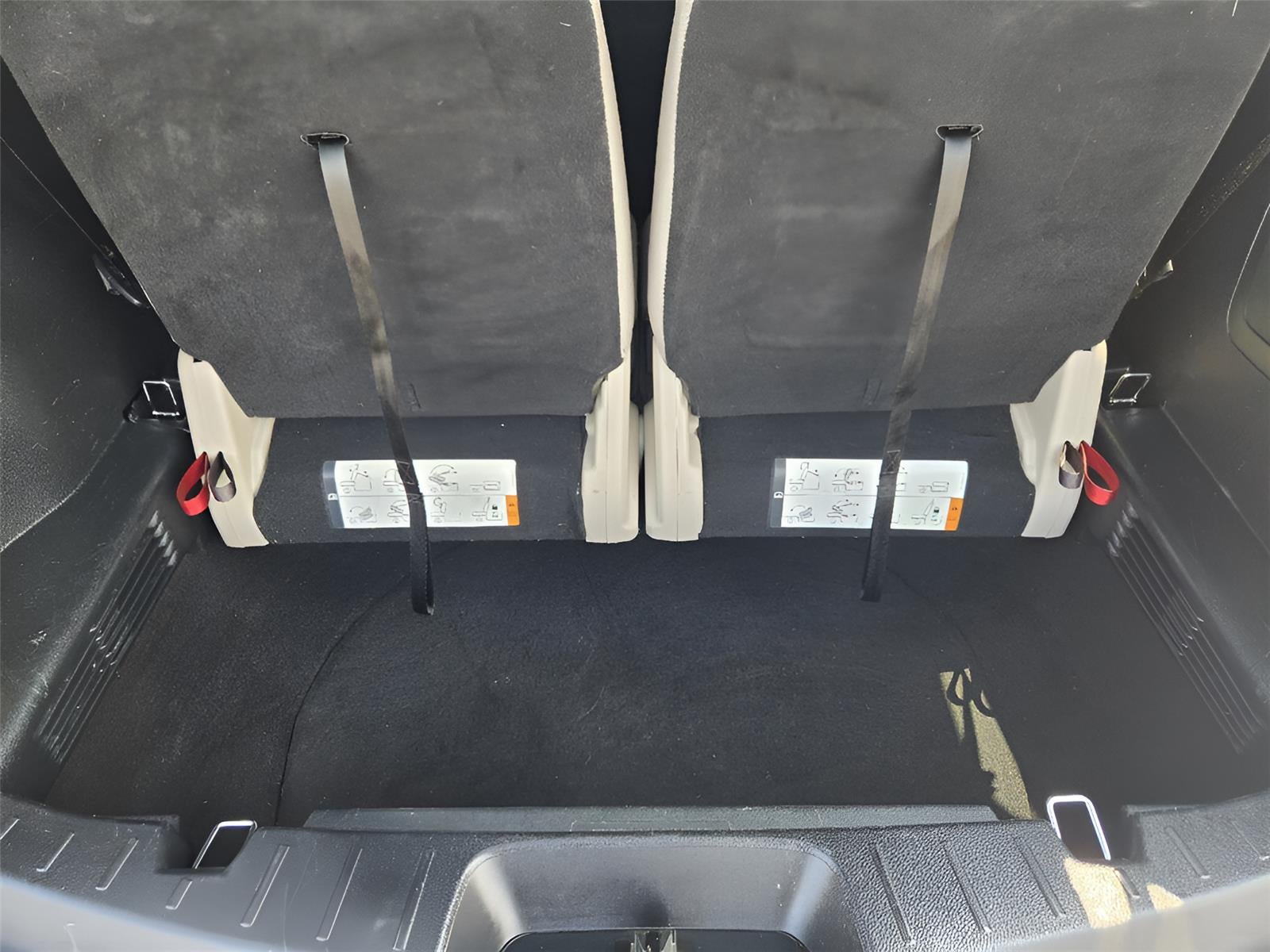 2019 Ford Explorer Base