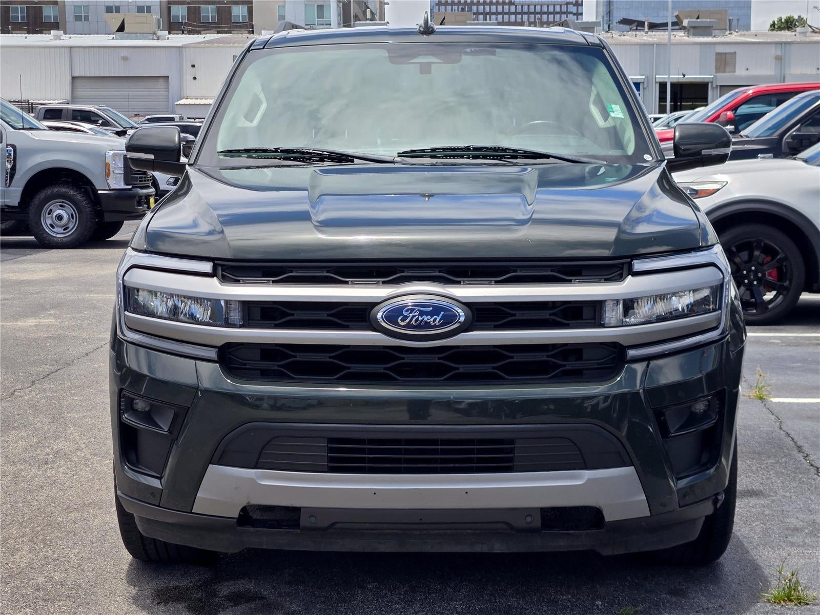 2023 Ford Expedition XLT